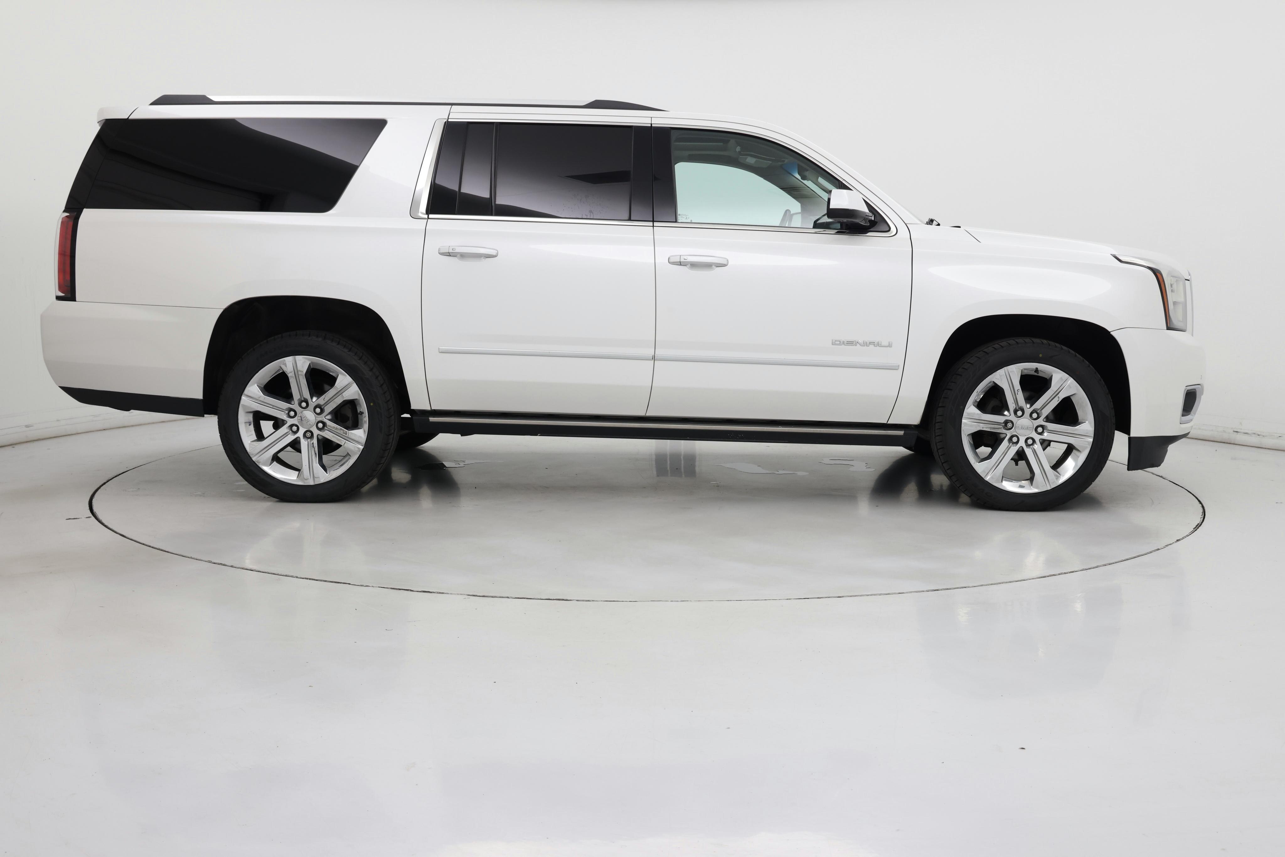 Thumbnail: 2018 GMC Yukon XL - 7