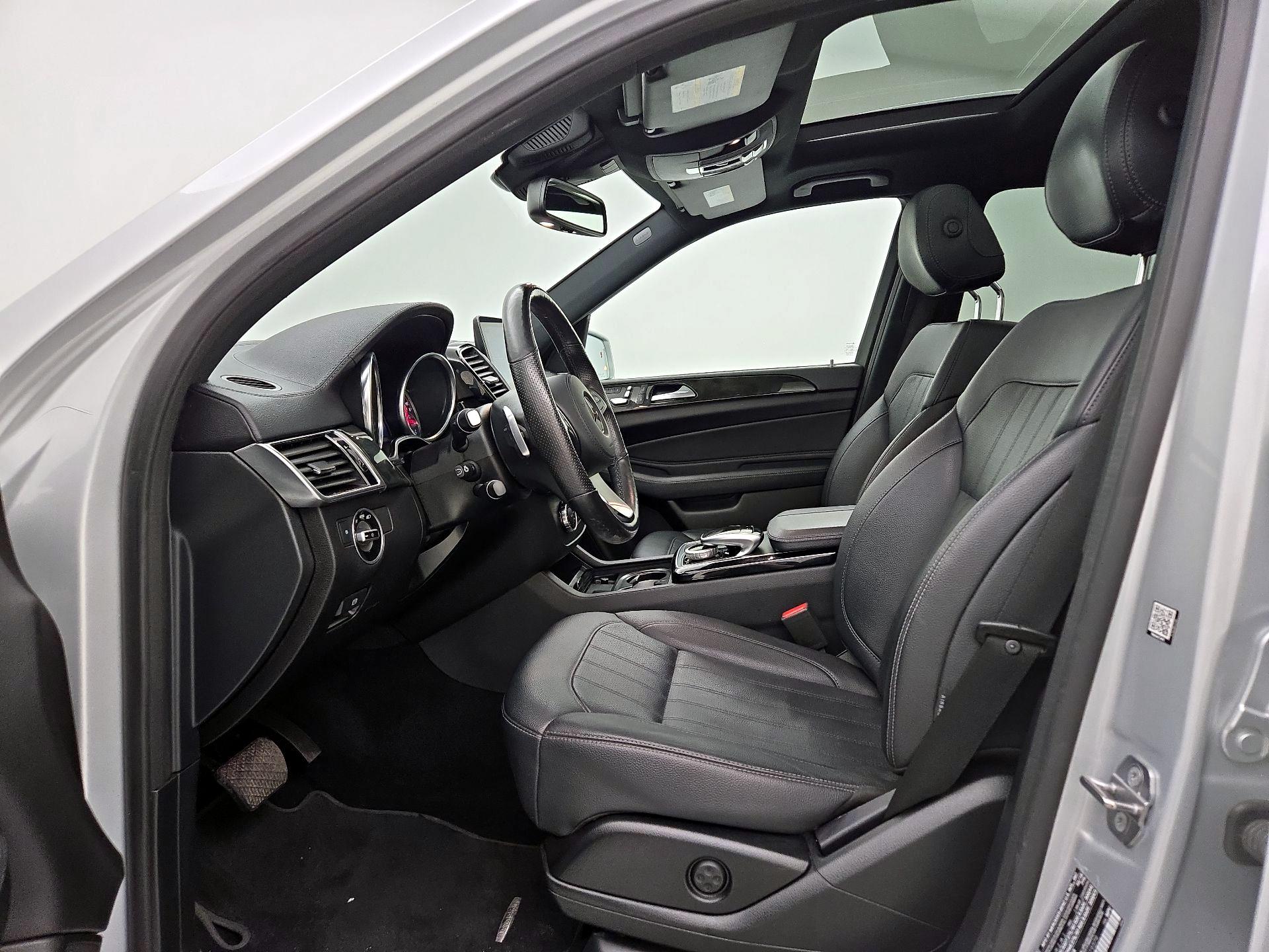 Thumbnail: 2019 Mercedes-Benz GLS - 11
