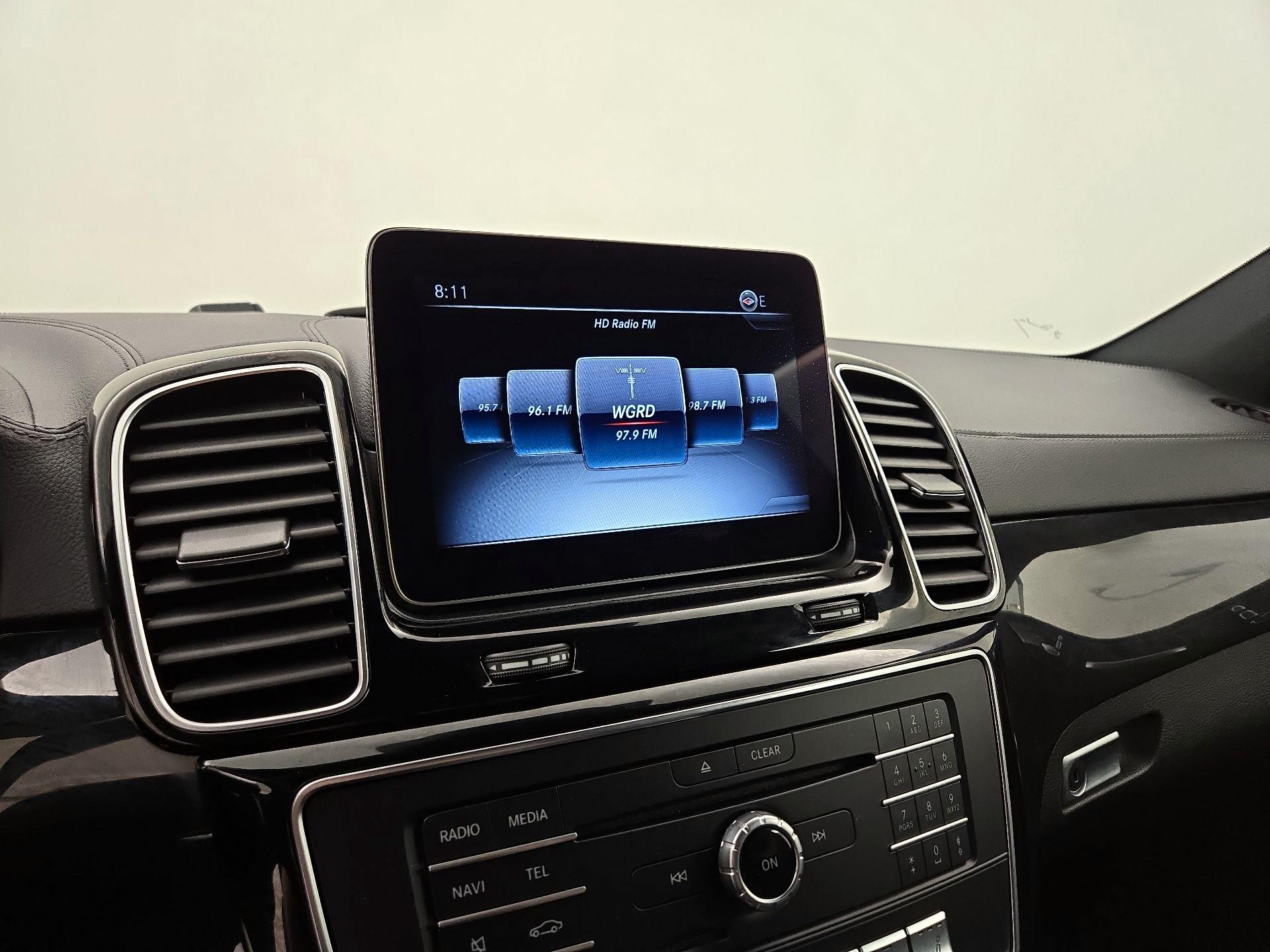 Thumbnail: 2019 Mercedes-Benz GLS - 16