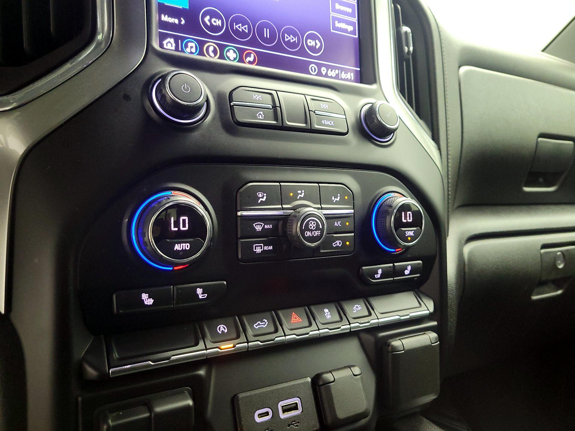 Thumbnail: 2020 Chevrolet Silverado 1500 - 16