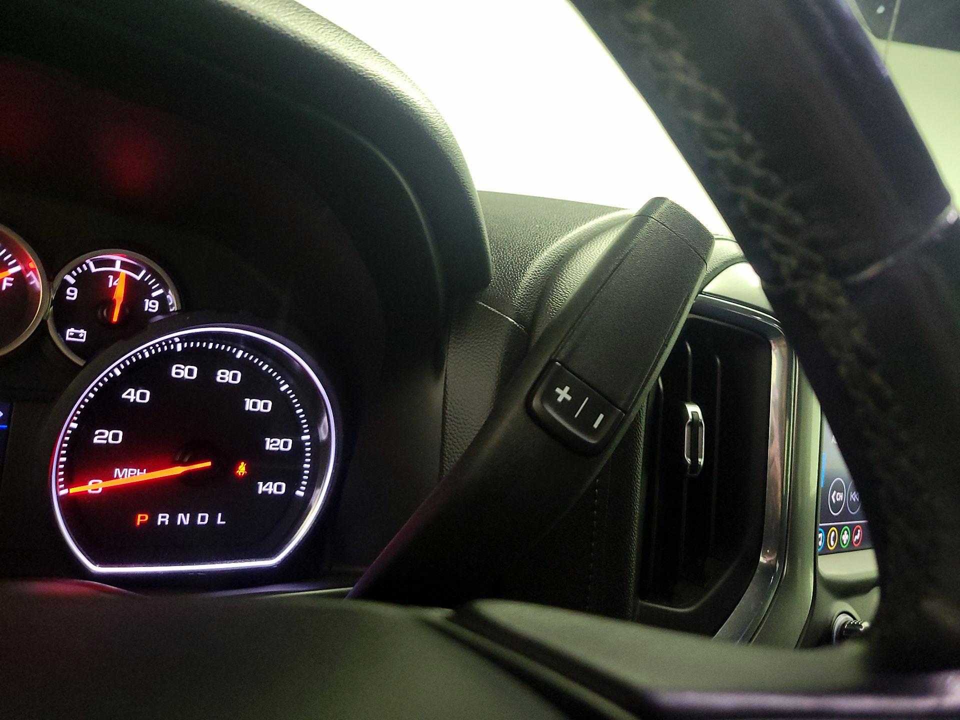 Thumbnail: 2020 Chevrolet Silverado 1500 - 17