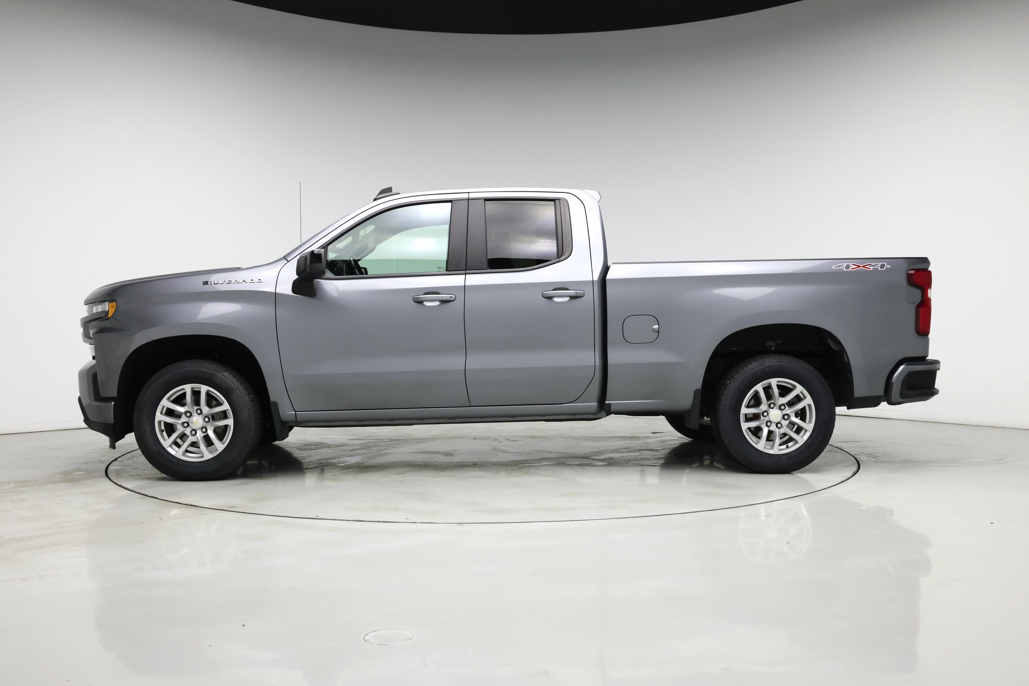 Thumbnail: 2020 Chevrolet Silverado 1500 - 3