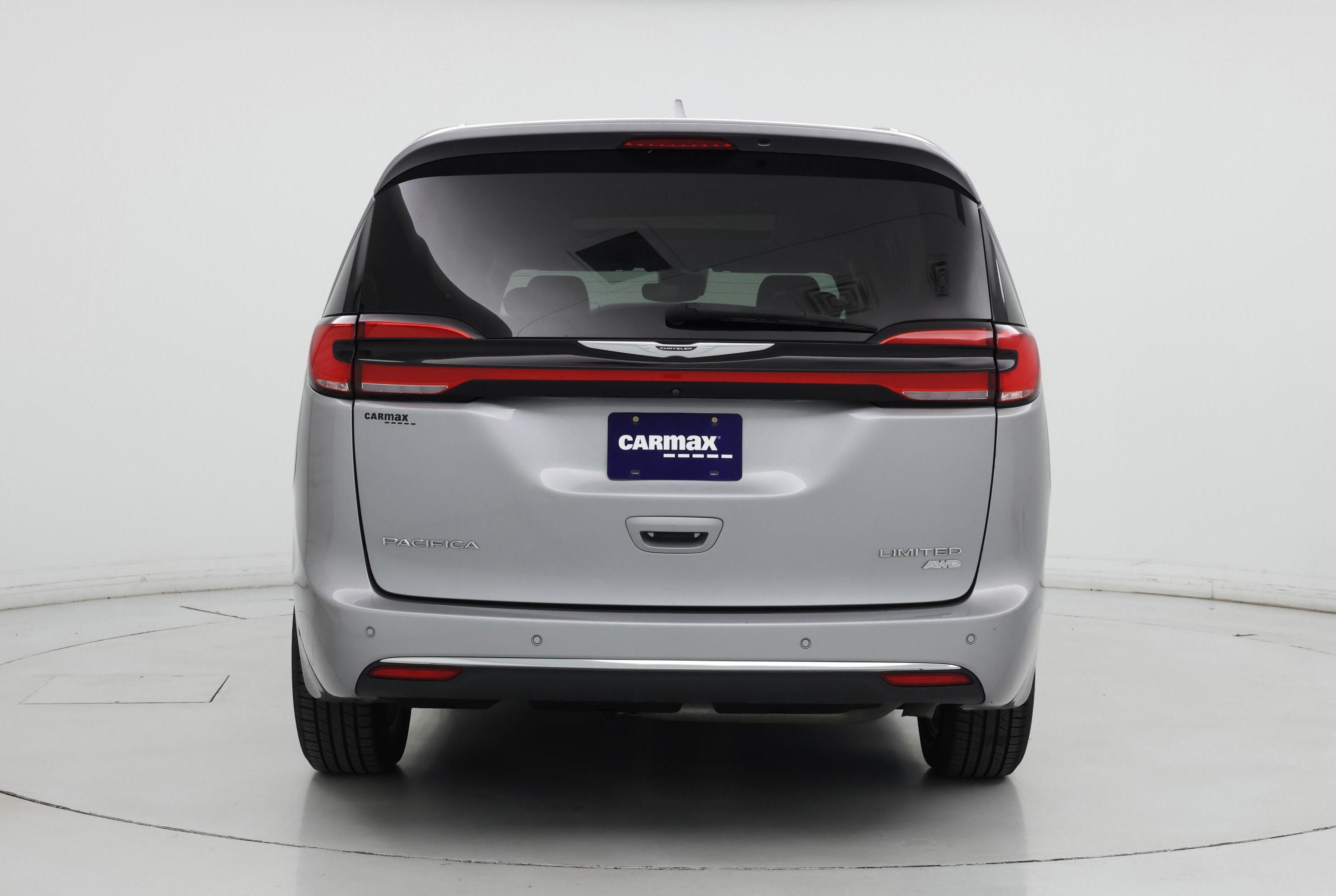 Thumbnail: 2021 Chrysler Pacifica - 6