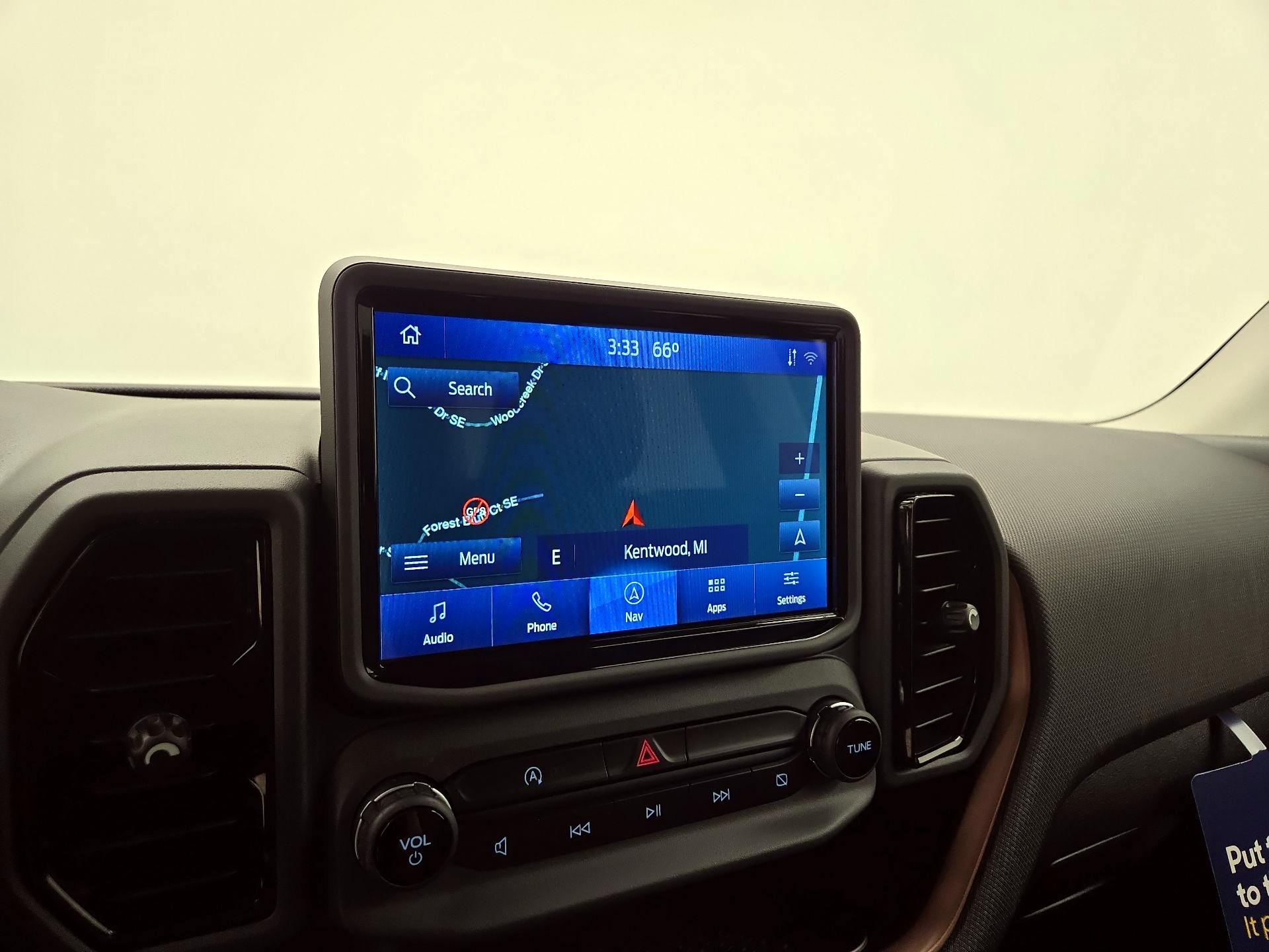 Thumbnail: 2021 Ford Bronco Sport - 14