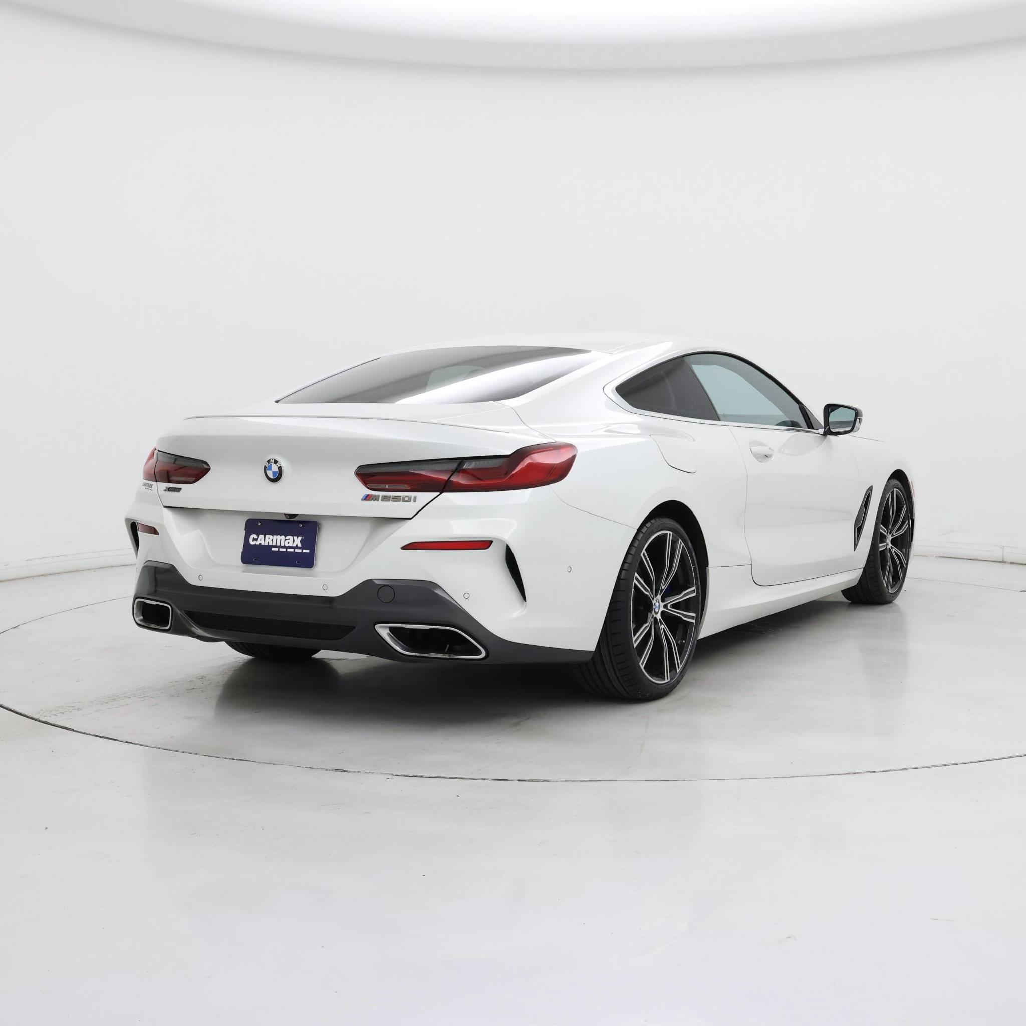 Thumbnail: 2019 BMW 8 Series - 8
