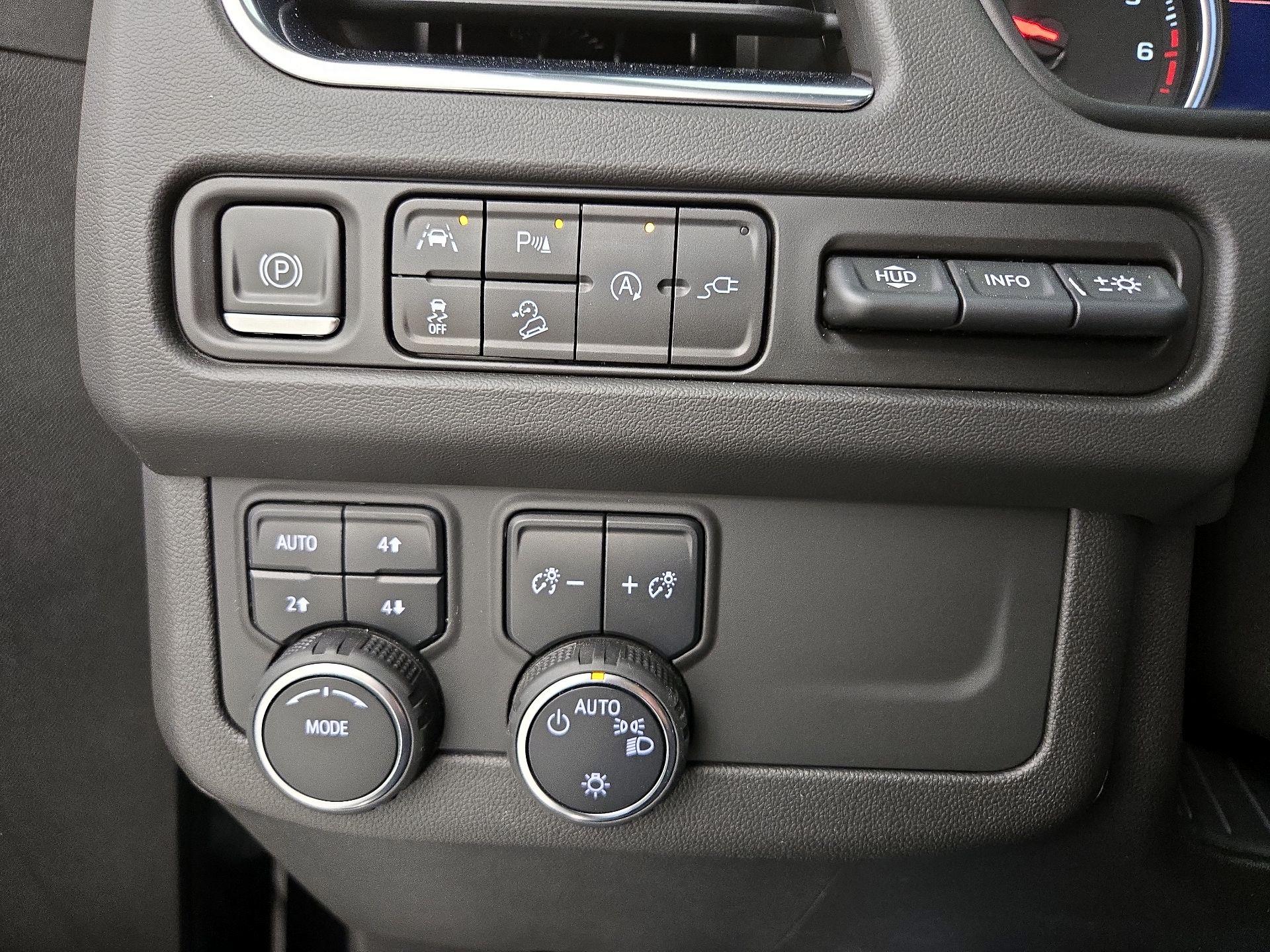 Thumbnail: 2021 Chevrolet Suburban - 13