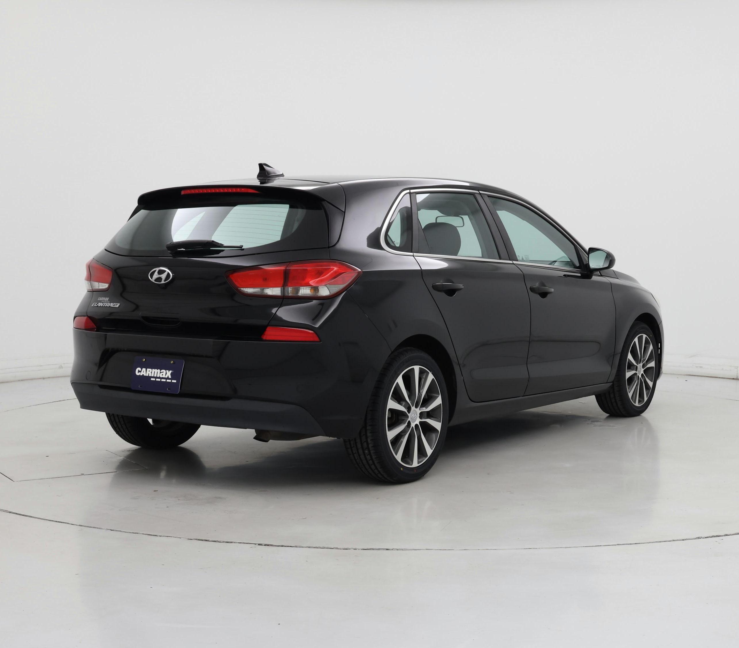 Thumbnail: 2018 Hyundai Elantra - 8