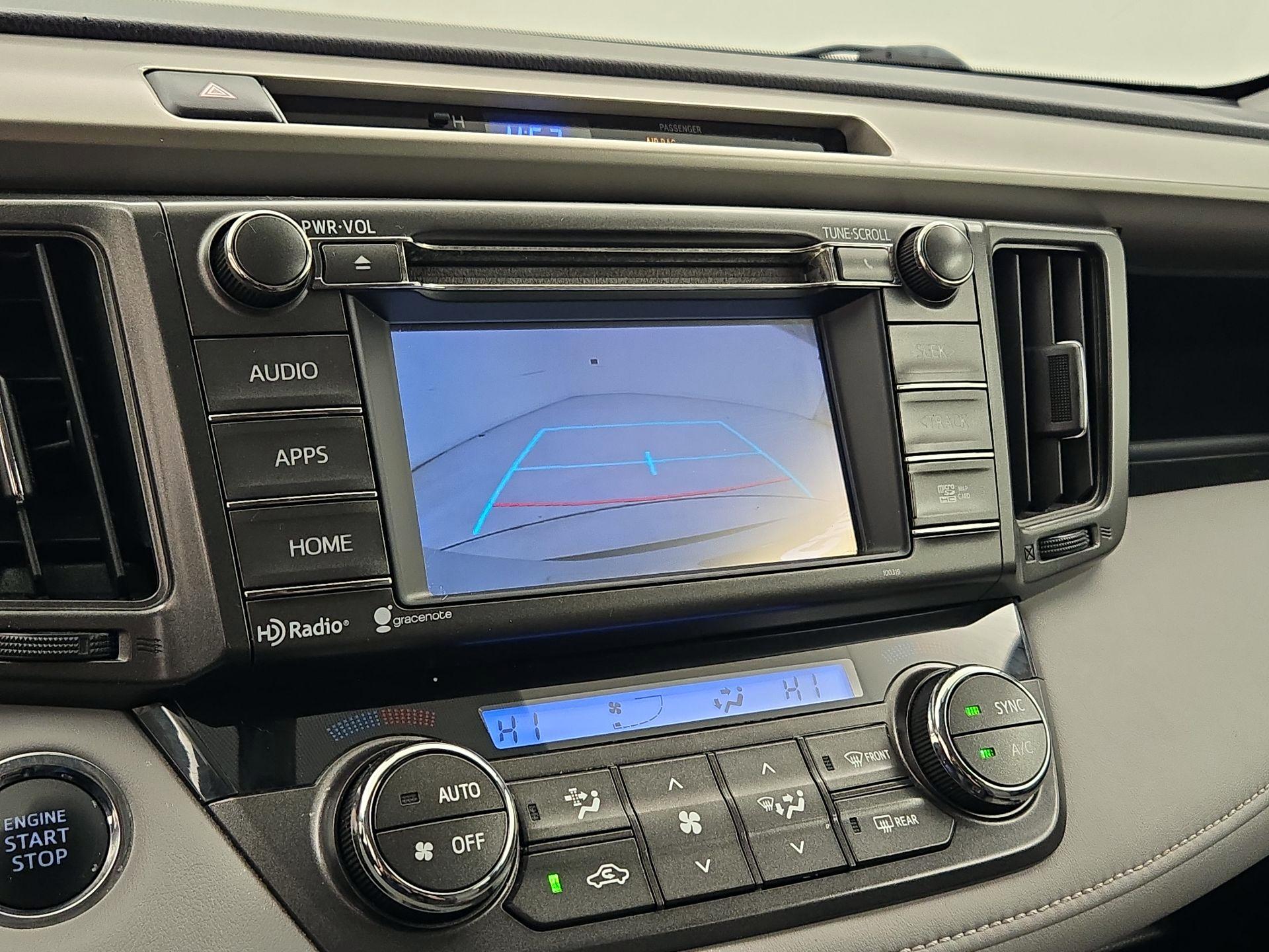 Thumbnail: 2015 Toyota RAV4 - 15
