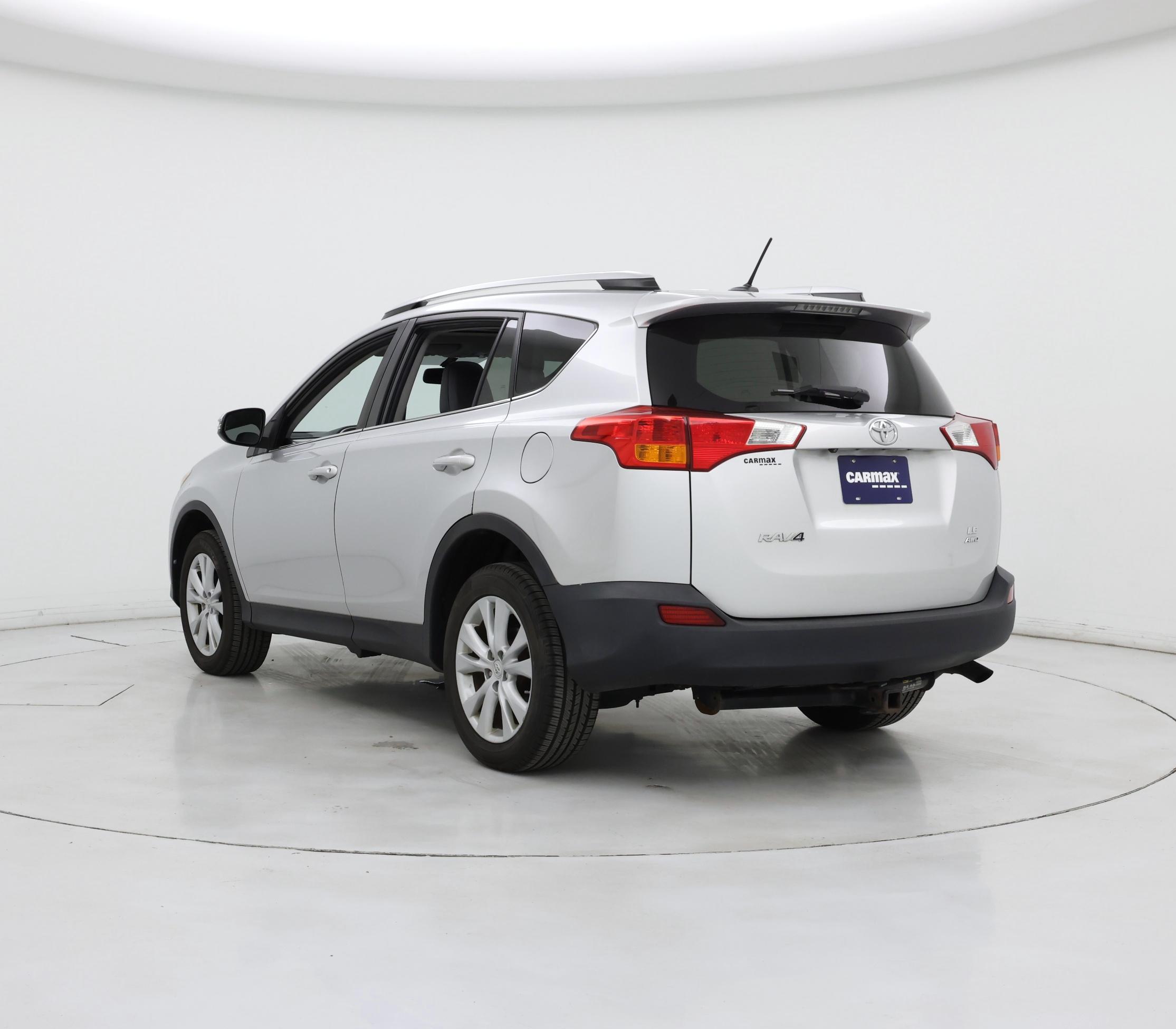 Thumbnail: 2015 Toyota RAV4 - 2