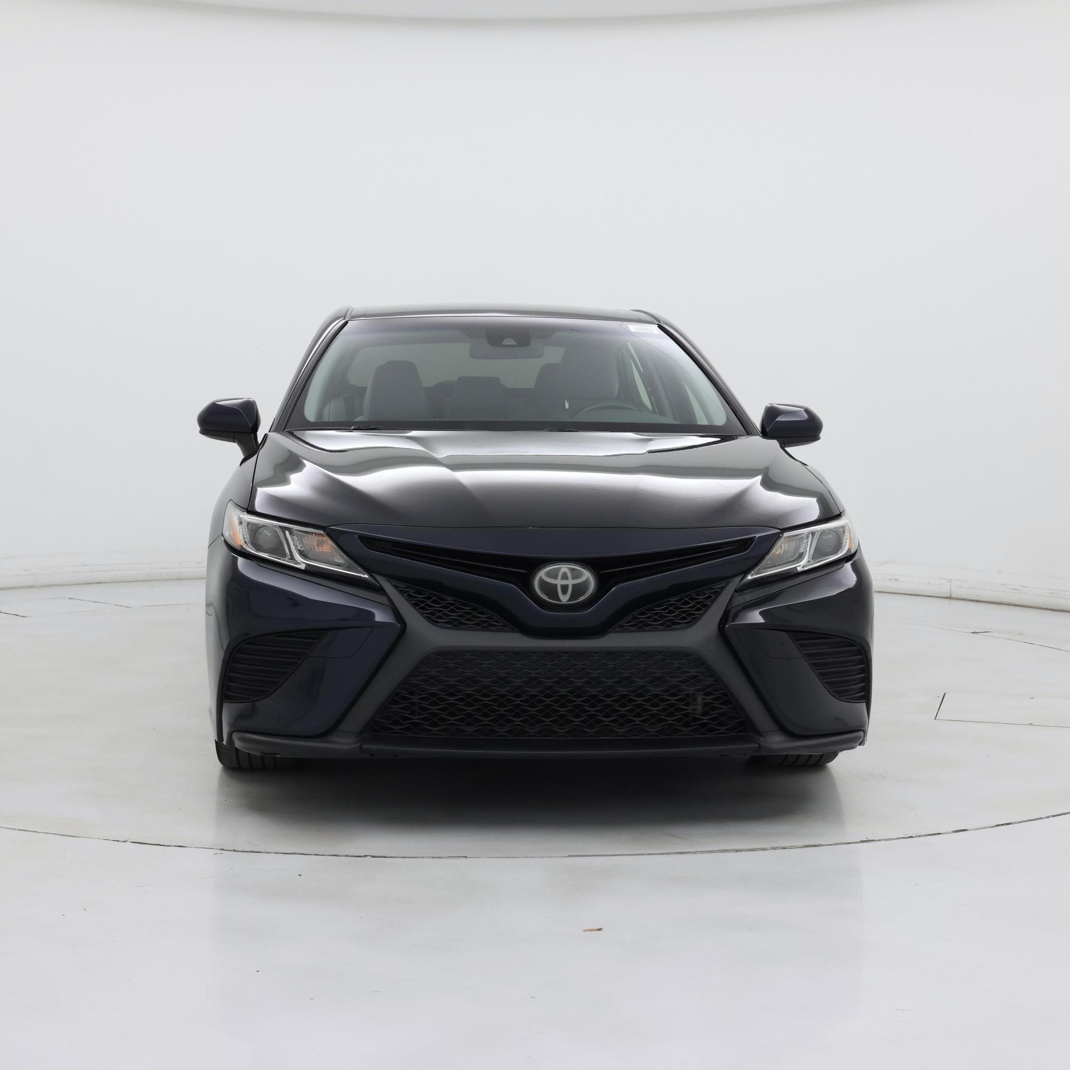 Thumbnail: 2018 Toyota Camry - 5