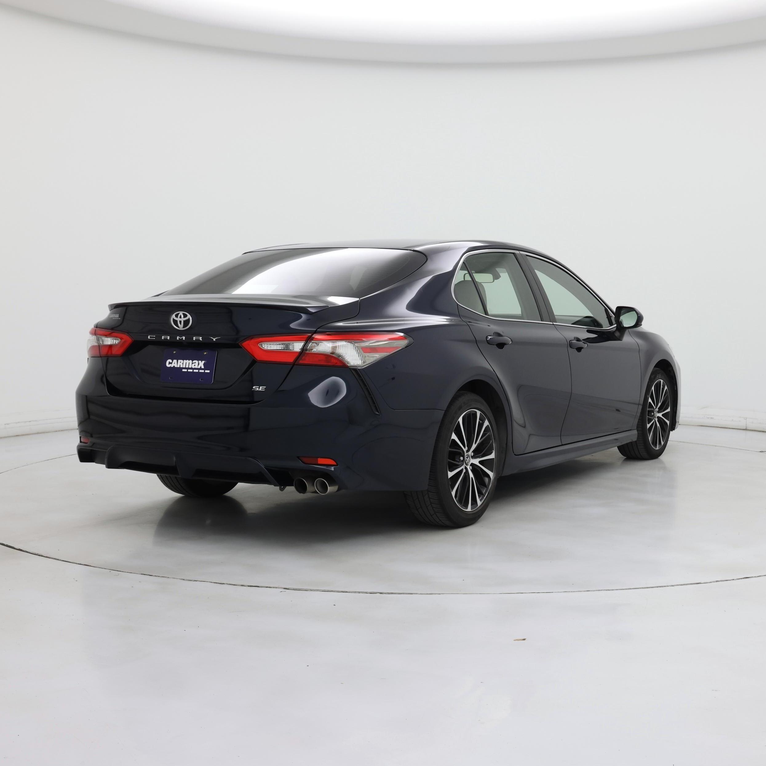 Thumbnail: 2018 Toyota Camry - 8