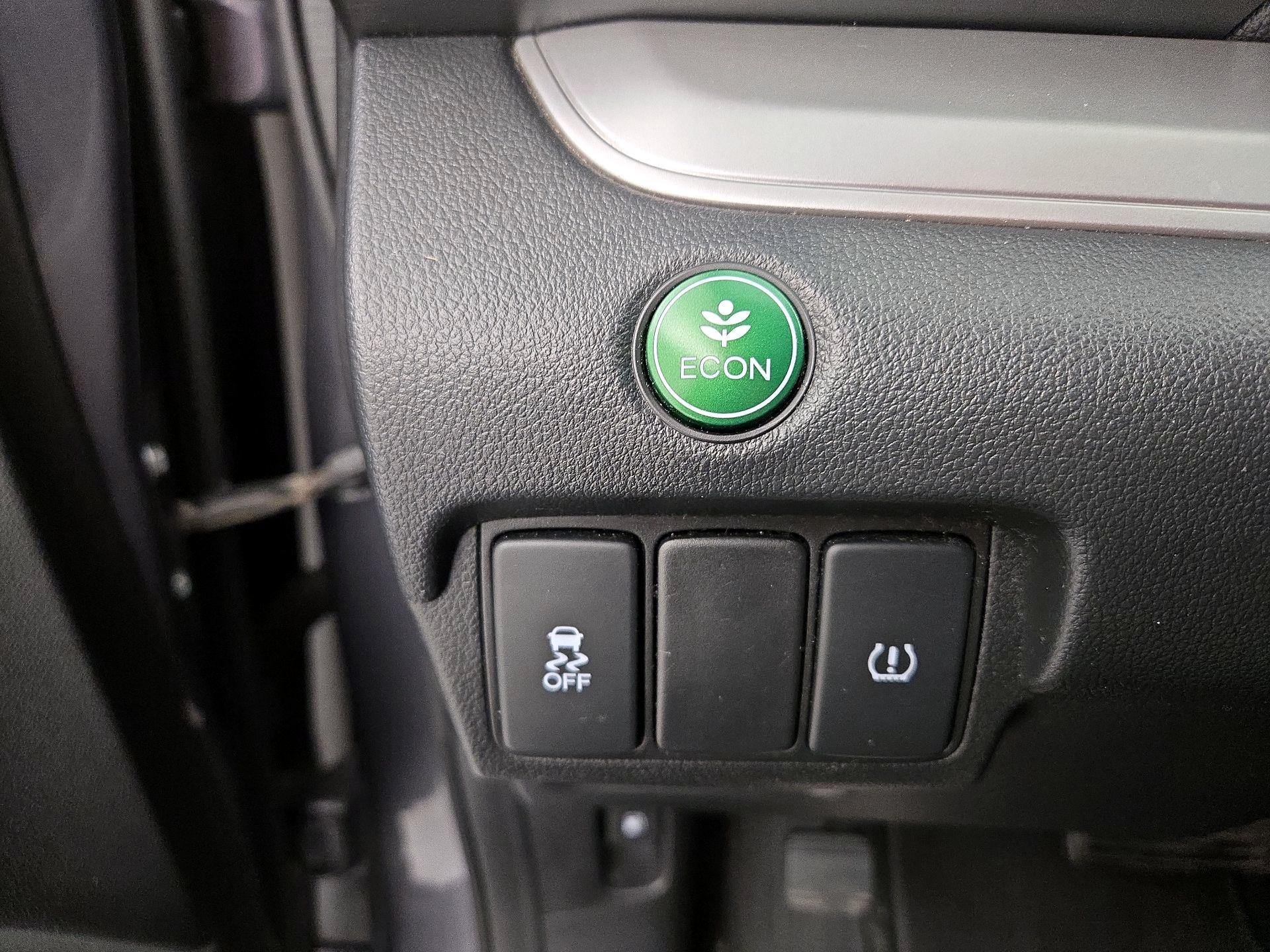Thumbnail: 2016 Honda CR-V - 13