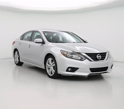 Silver 2016 Nissan Altima SL