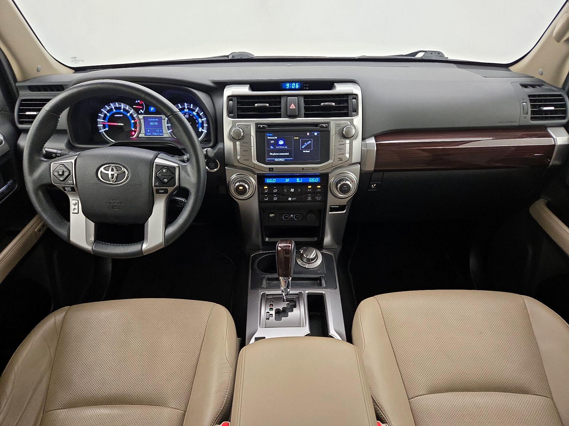 Thumbnail: 2015 Toyota 4Runner - 9