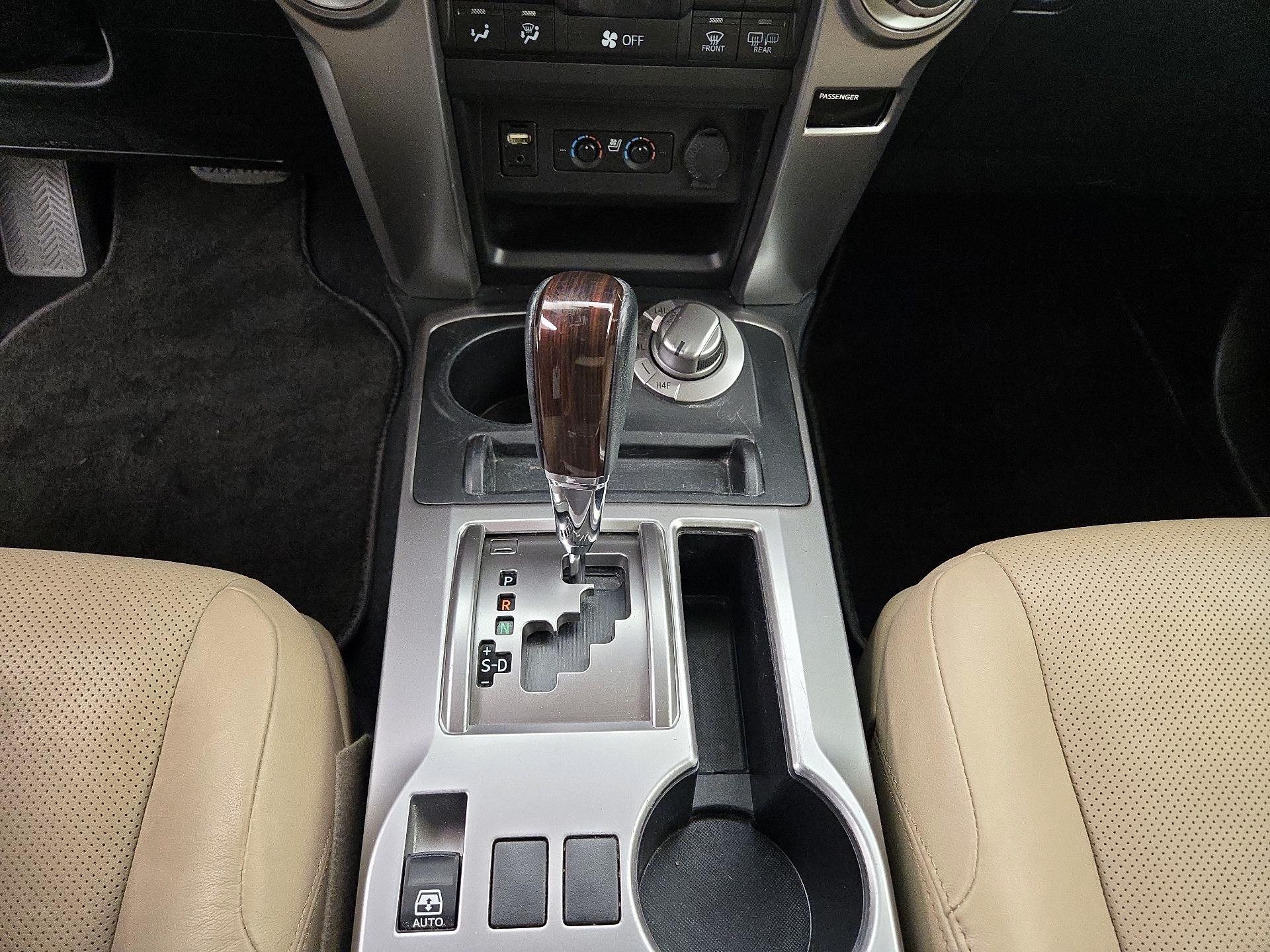 Thumbnail: 2015 Toyota 4Runner - 17
