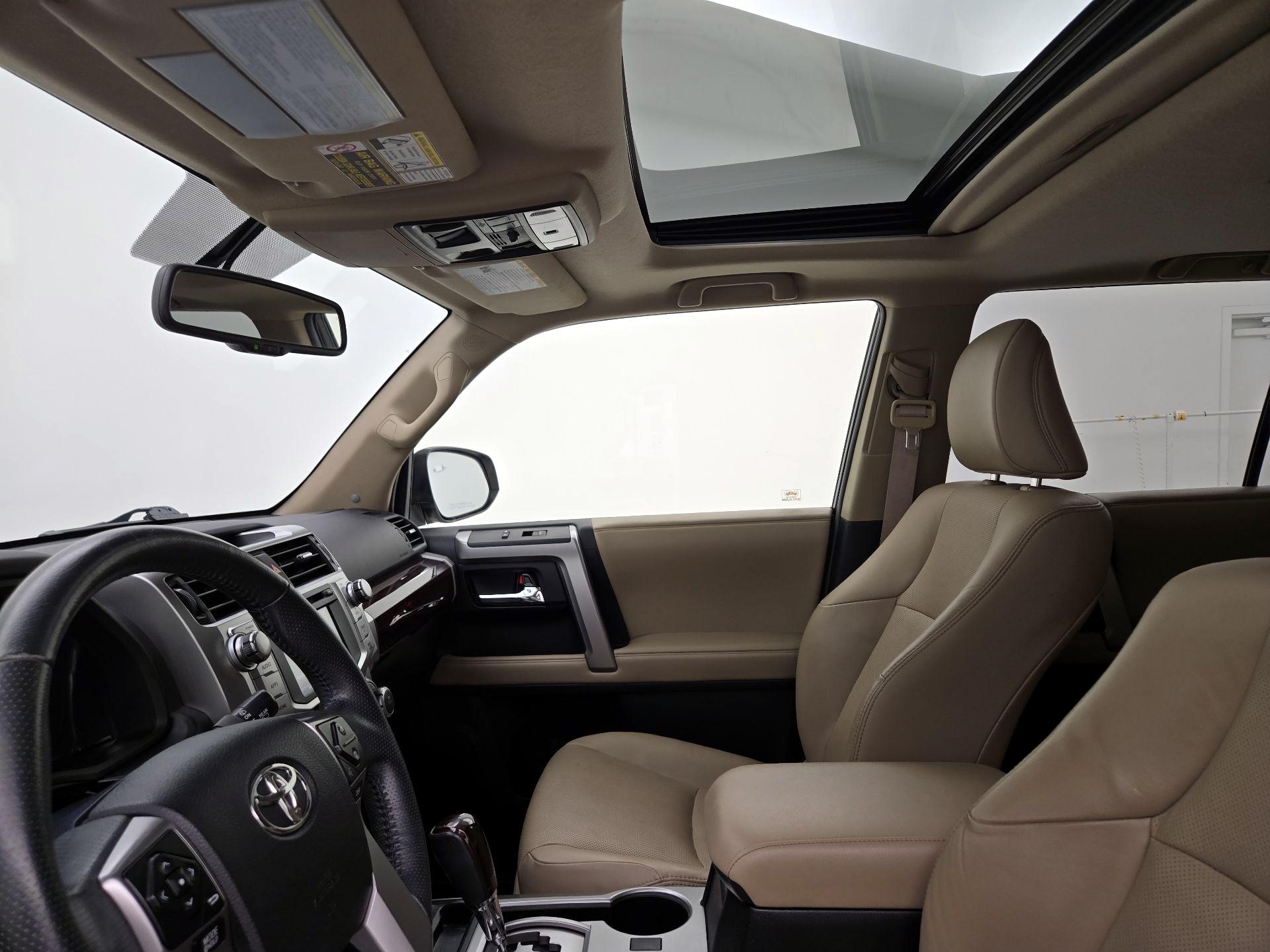 Thumbnail: 2015 Toyota 4Runner - 19