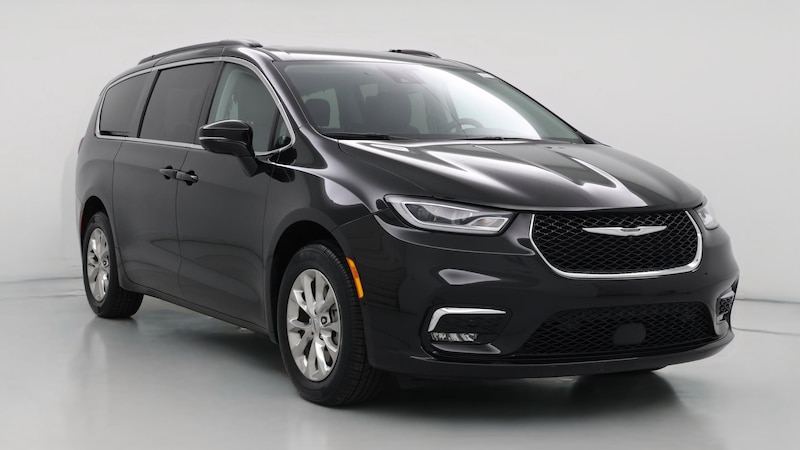 2022 Chrysler Pacifica Touring L Hero Image