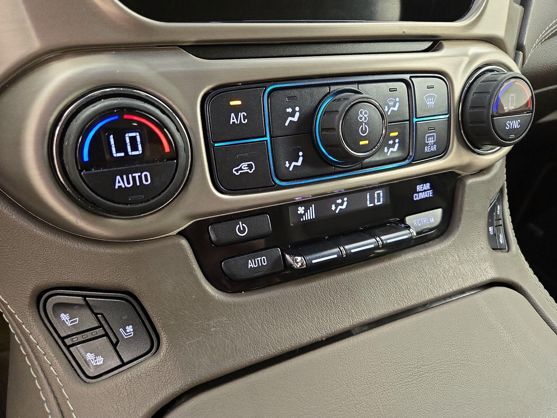Thumbnail: 2018 GMC Yukon XL - 16