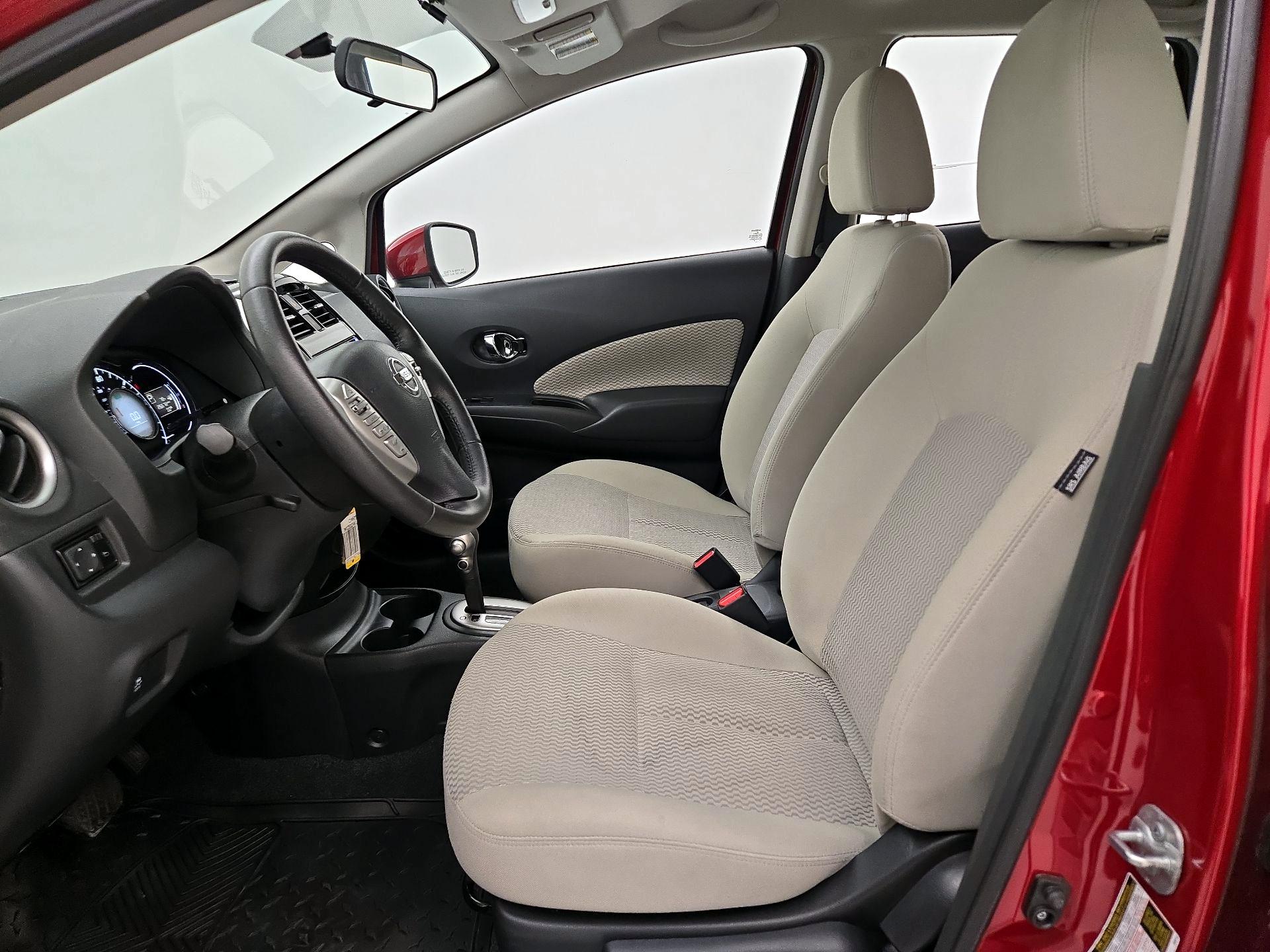 Thumbnail: 2015 Nissan Versa Note - 11
