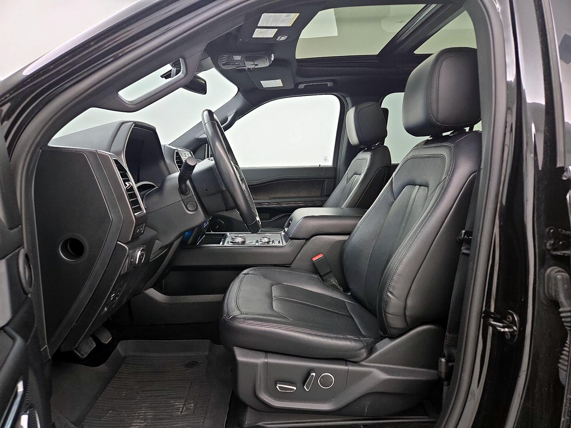 Thumbnail: 2019 Ford Expedition - 9