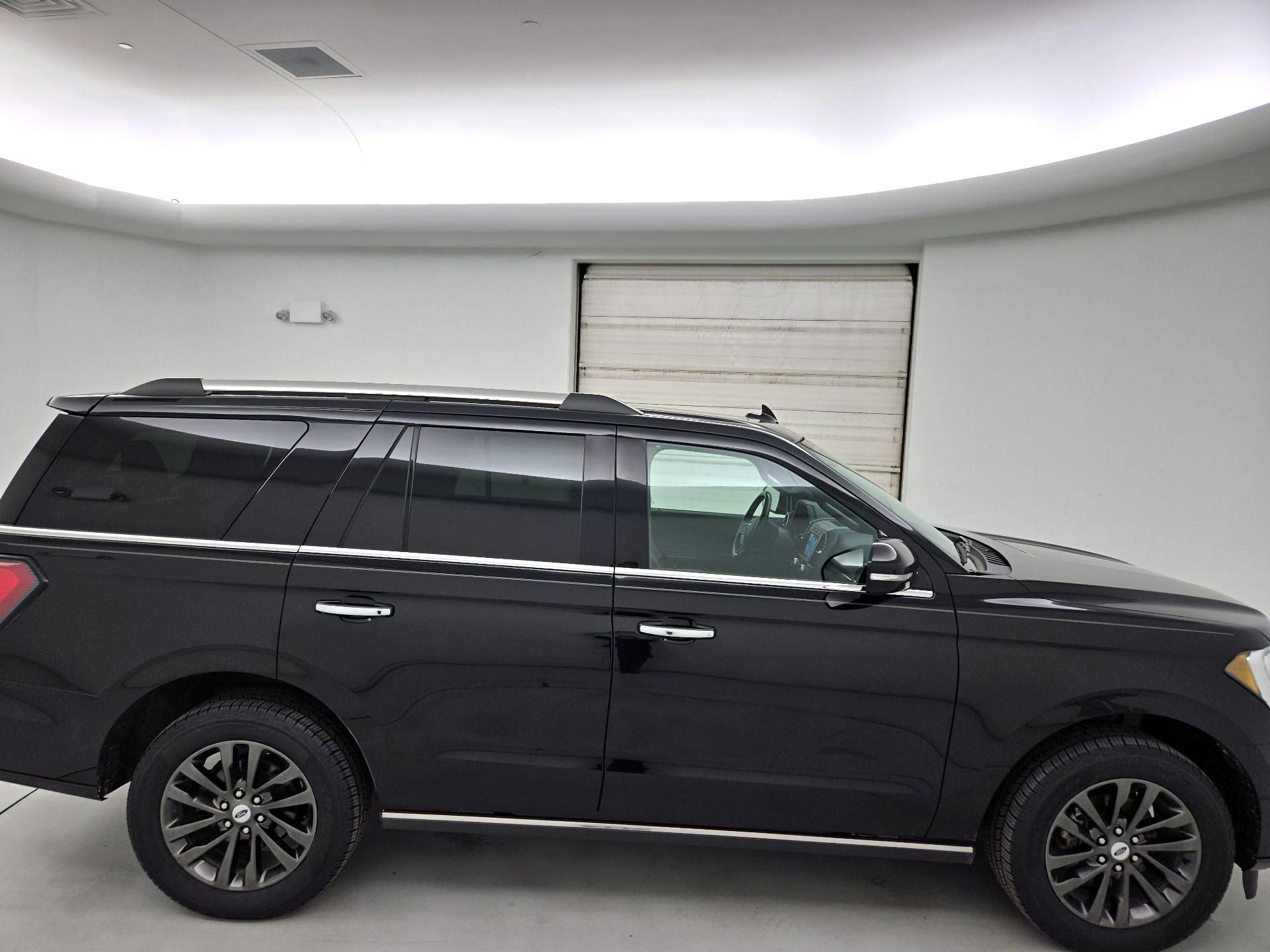 Thumbnail: 2019 Ford Expedition - 4