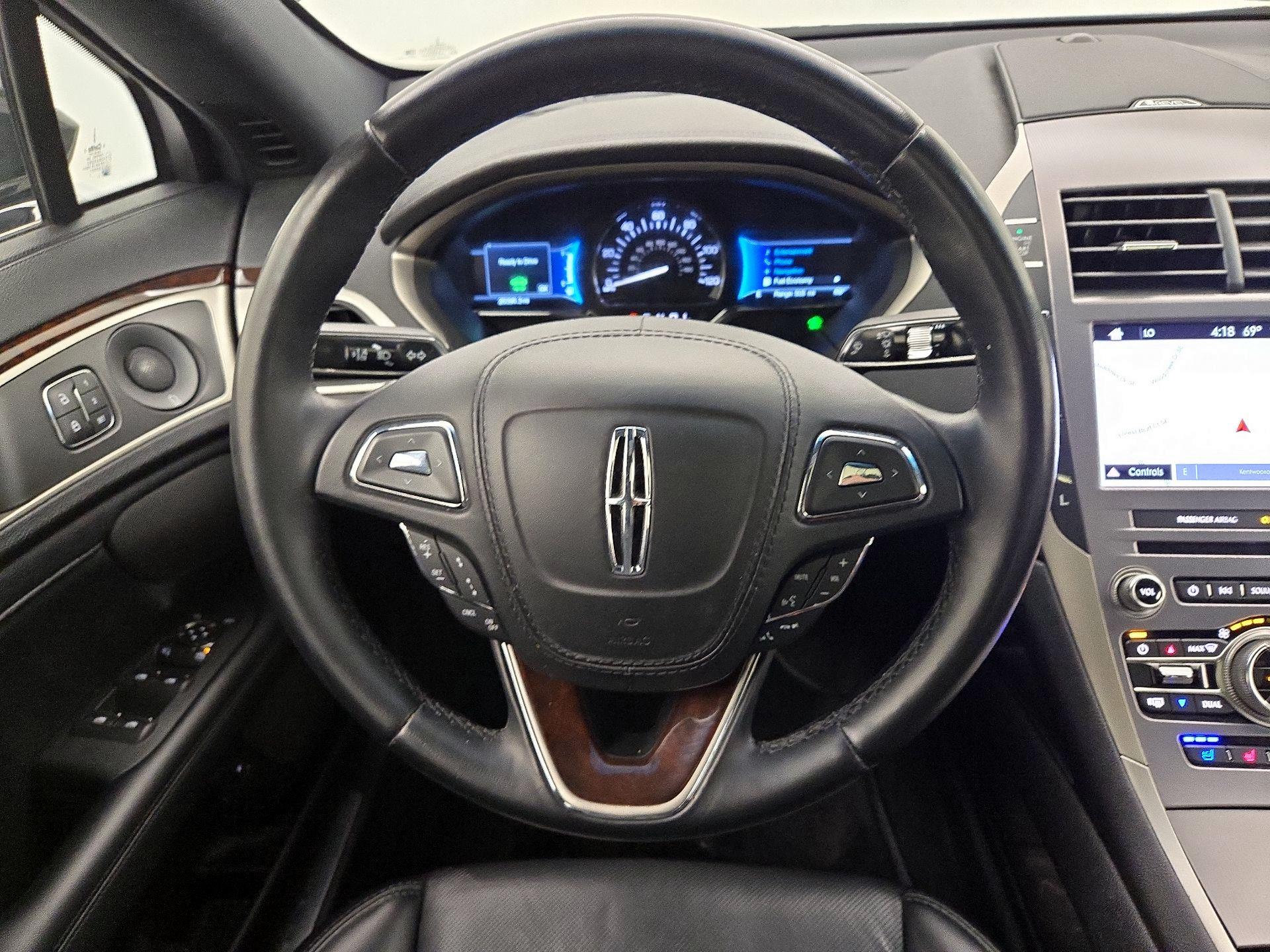 Thumbnail: 2019 Lincoln MKZ - 10