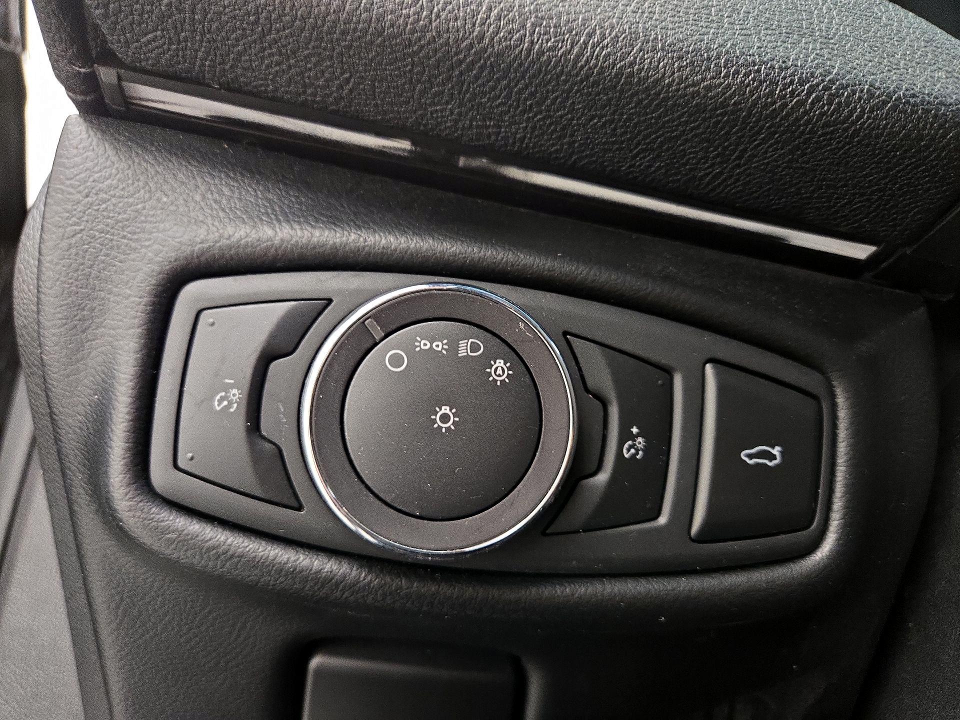 Thumbnail: 2019 Lincoln MKZ - 13