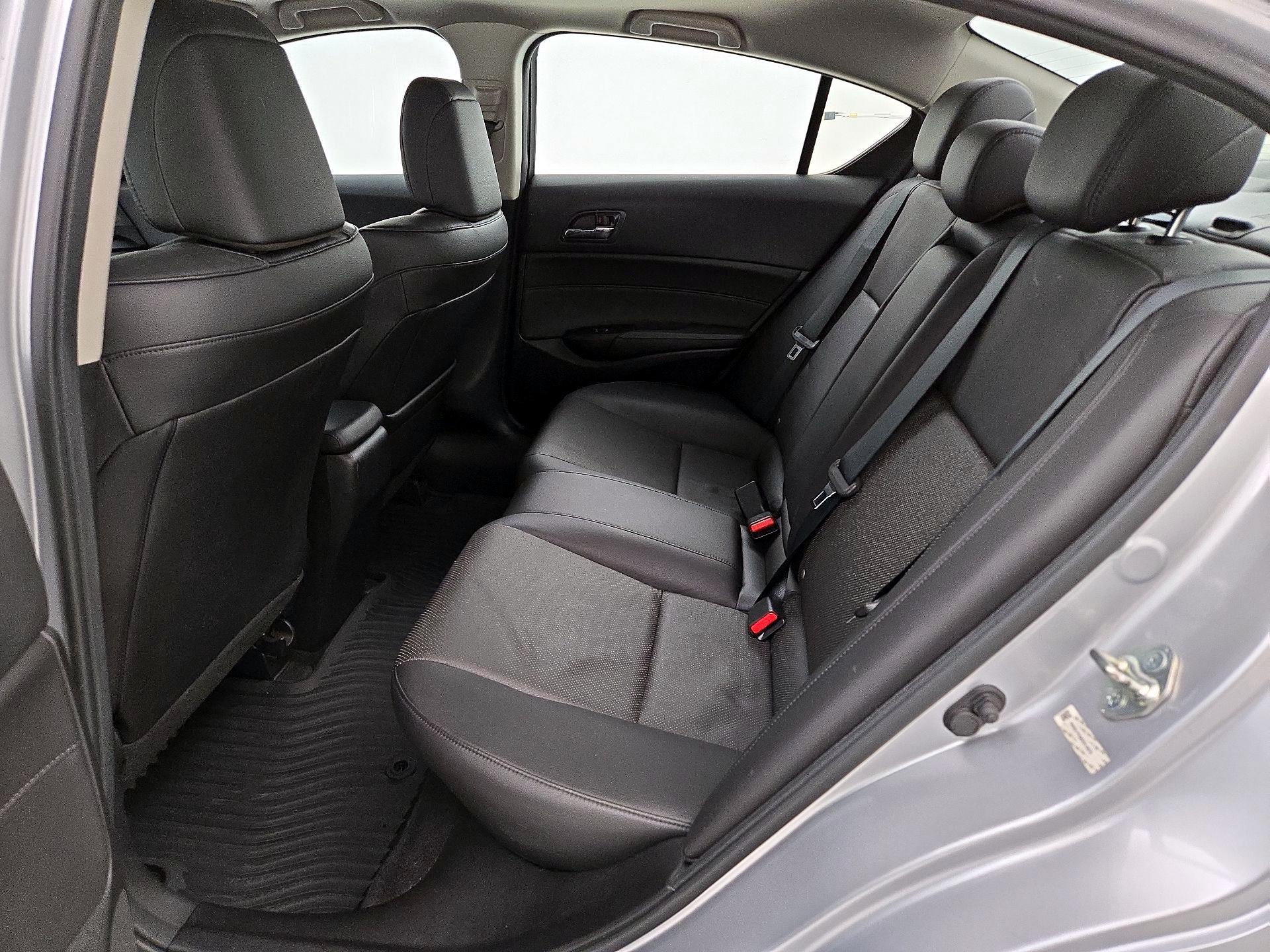 Thumbnail: 2013 Acura ILX - 20