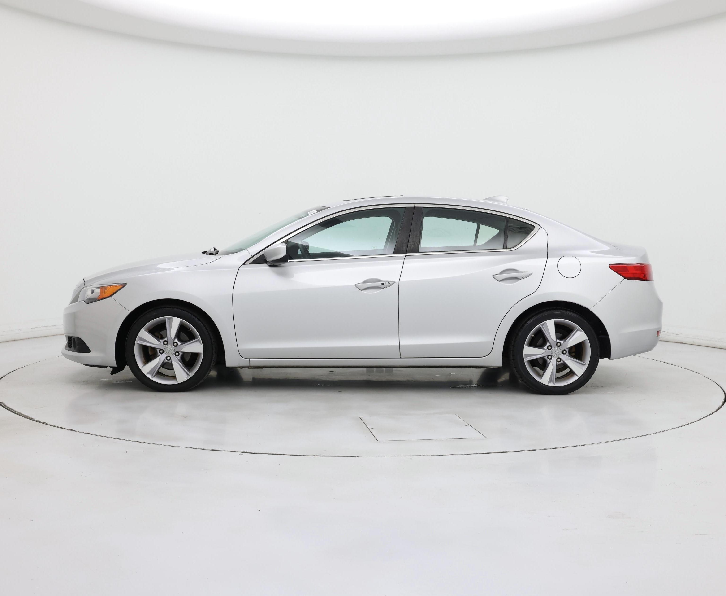 Thumbnail: 2013 Acura ILX - 3