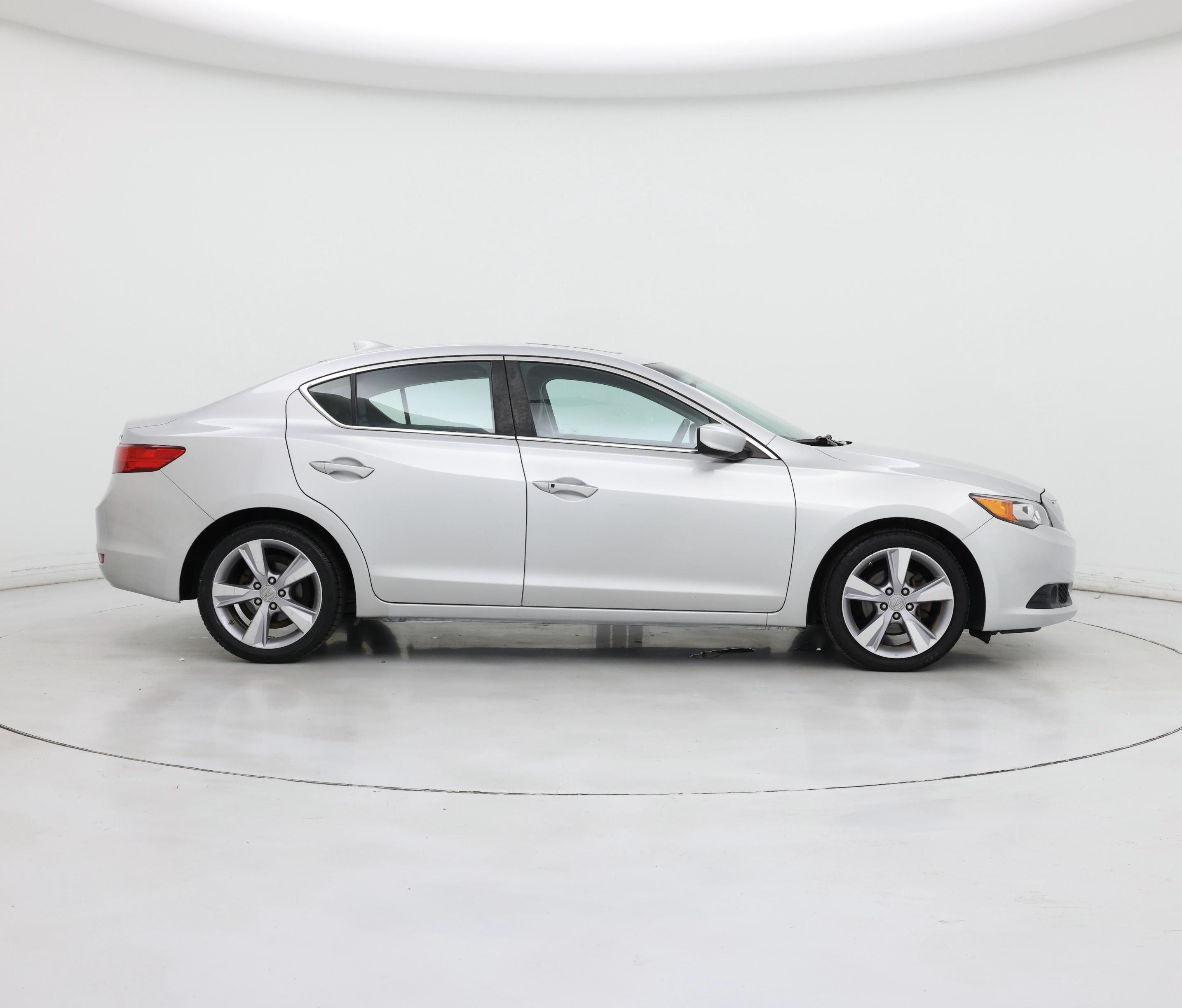 Thumbnail: 2013 Acura ILX - 7