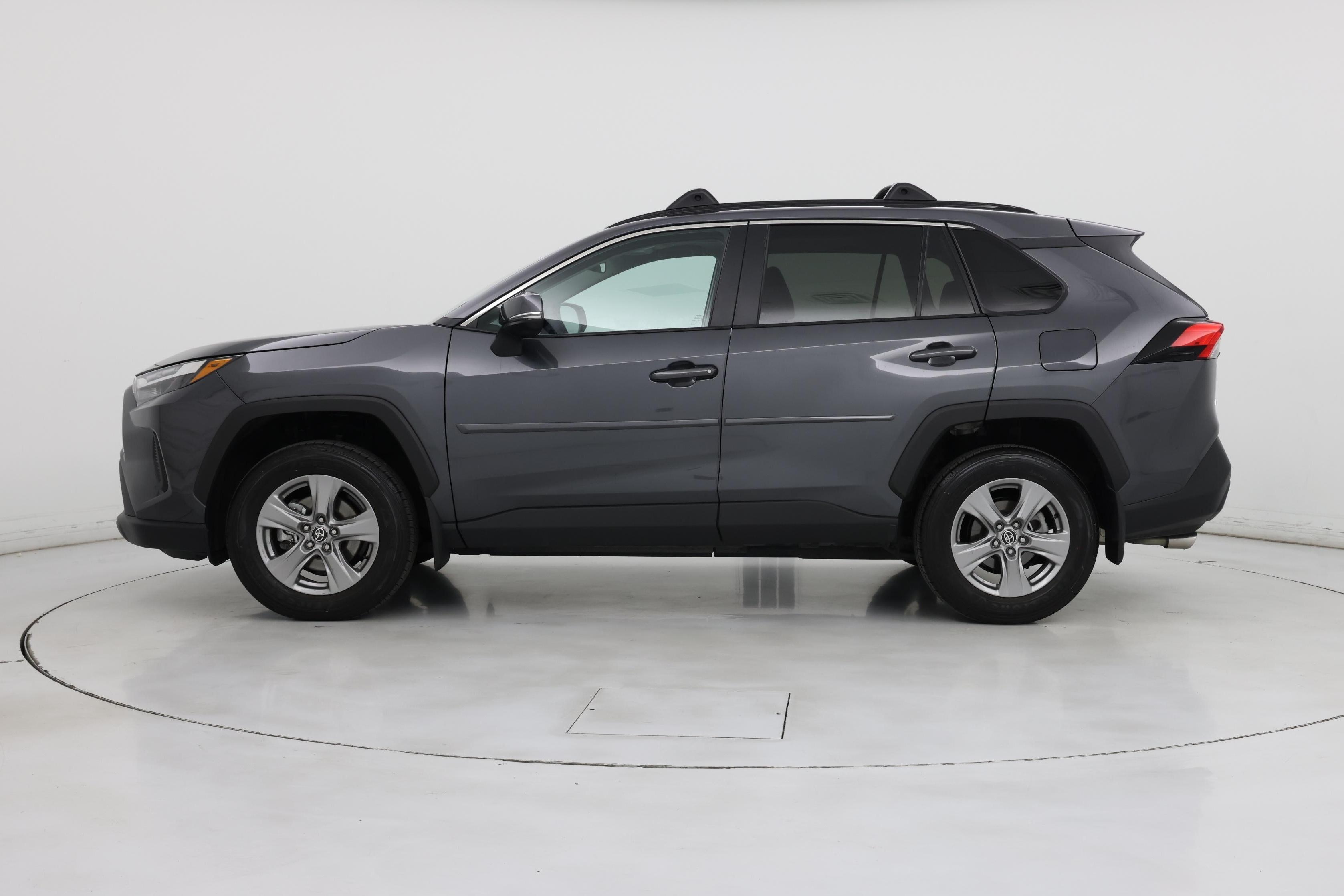 Thumbnail: 2024 Toyota RAV4 - 3