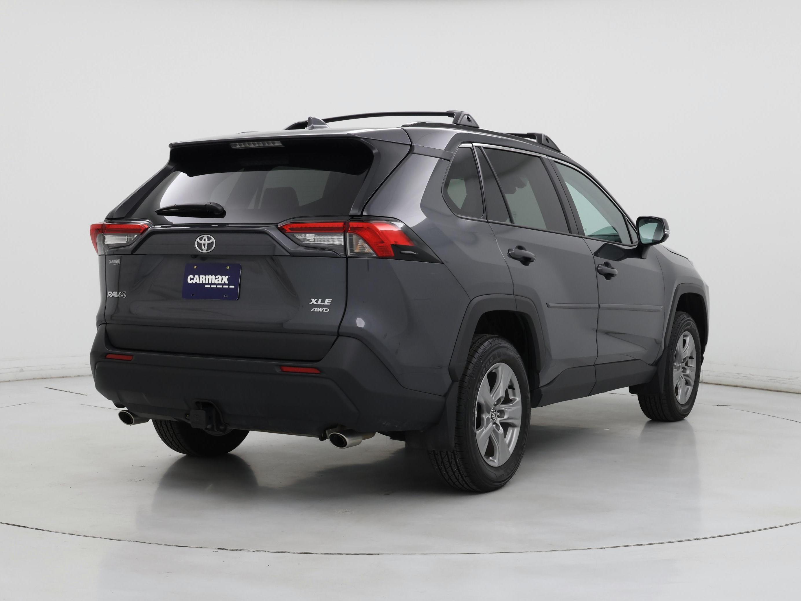 Thumbnail: 2024 Toyota RAV4 - 8