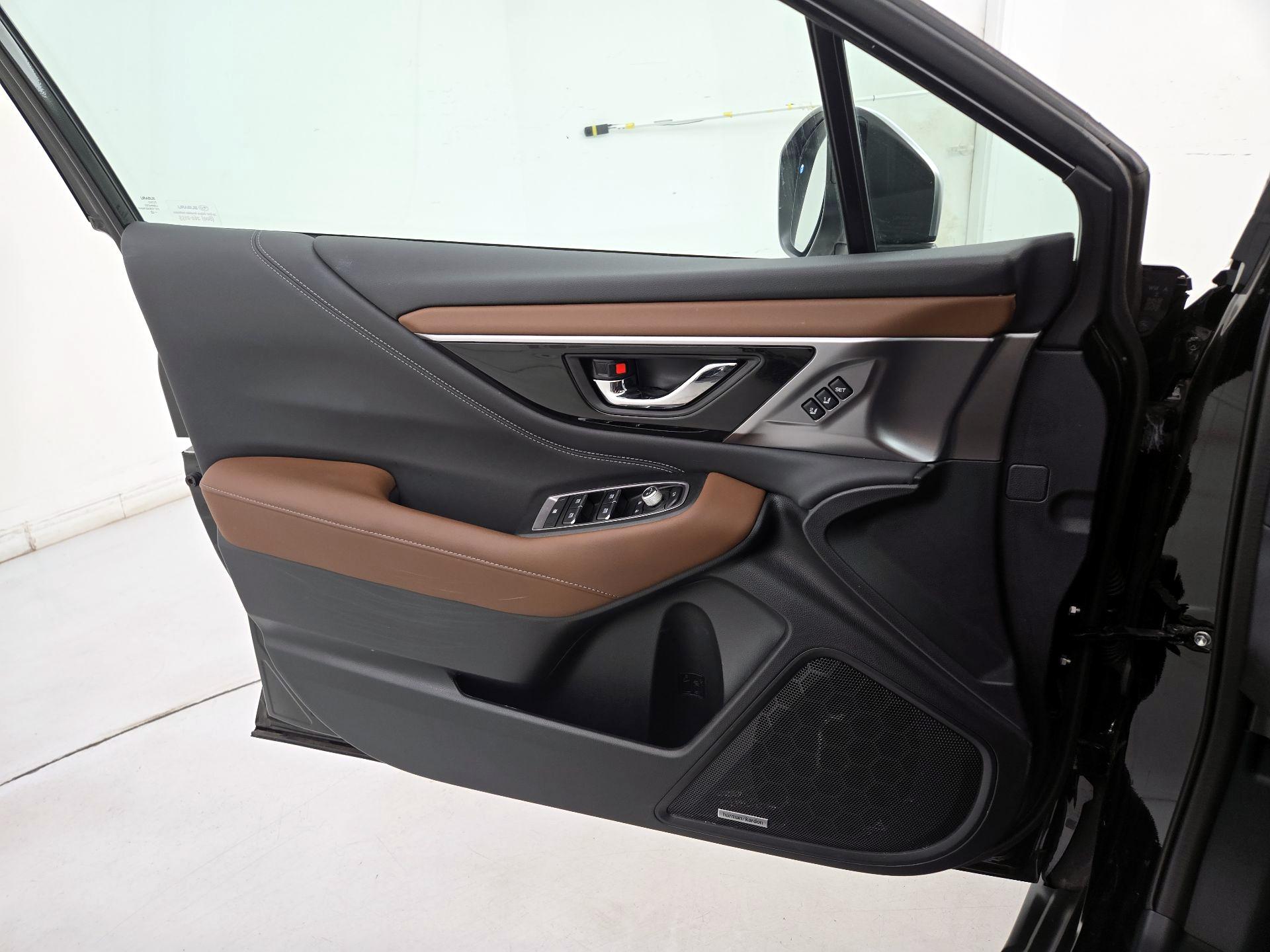 Thumbnail: 2022 Subaru Outback - 10