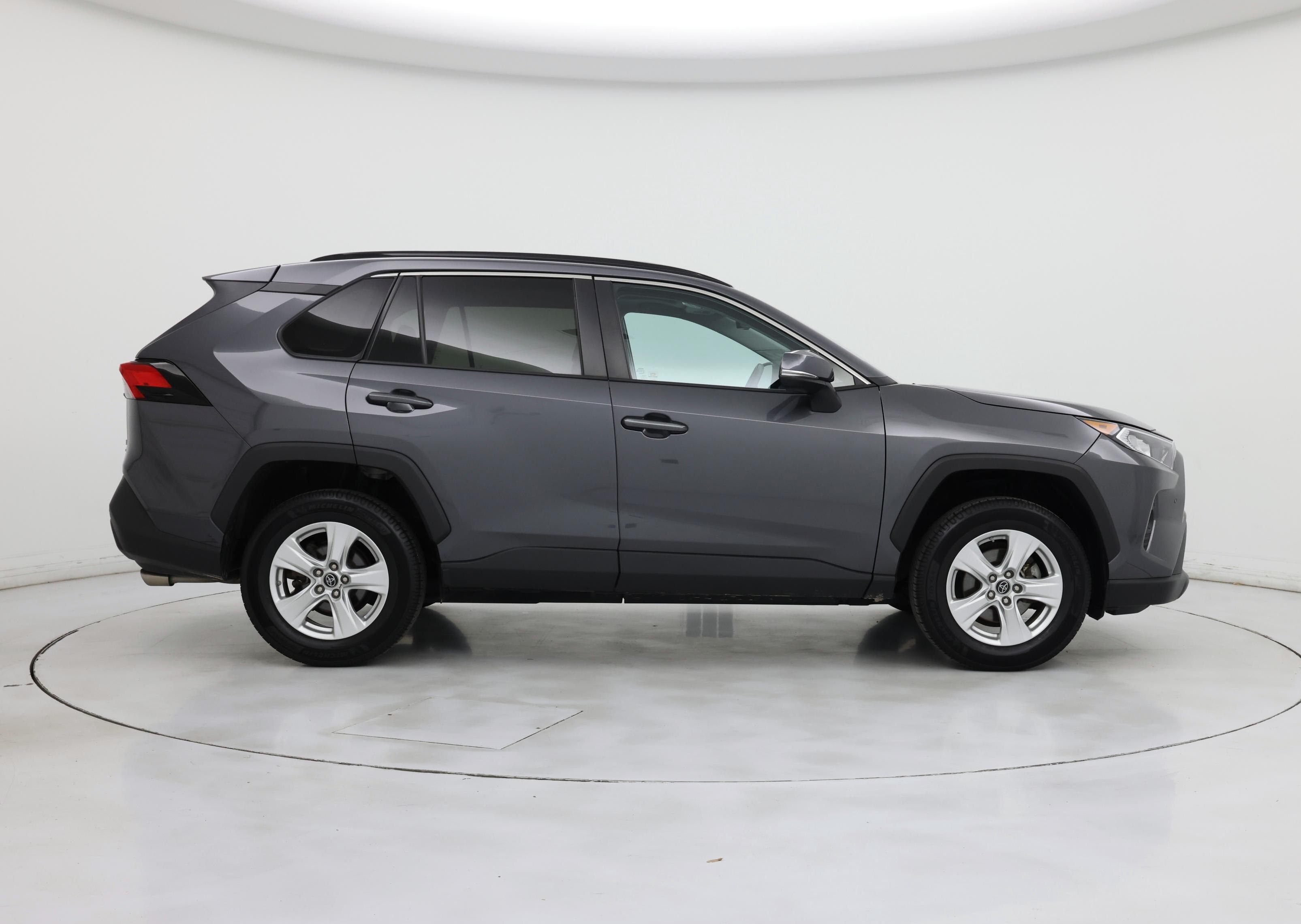 Thumbnail: 2019 Toyota RAV4 - 7