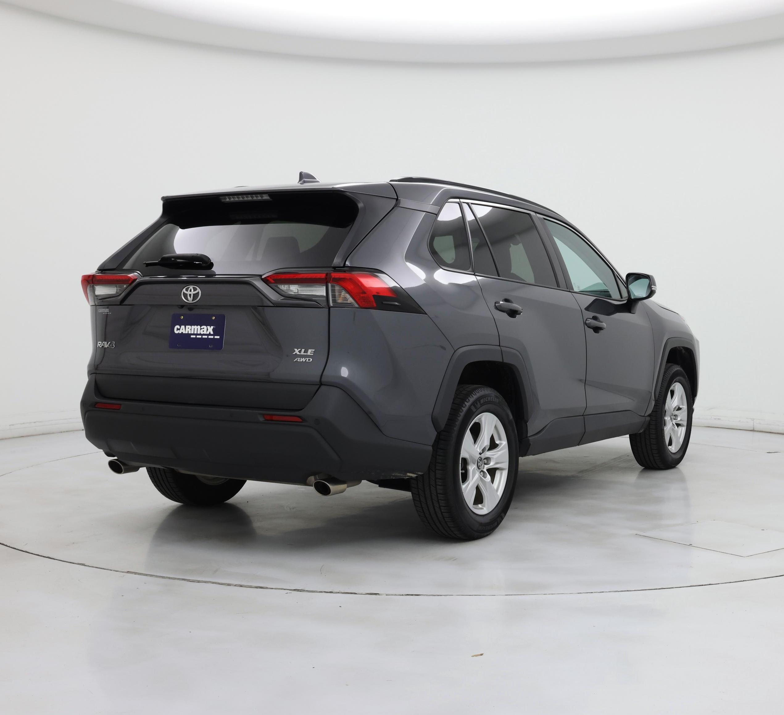 Thumbnail: 2019 Toyota RAV4 - 8
