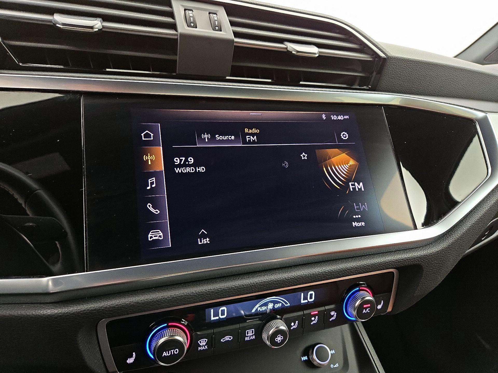 Thumbnail: 2020 Audi Q3 - 15