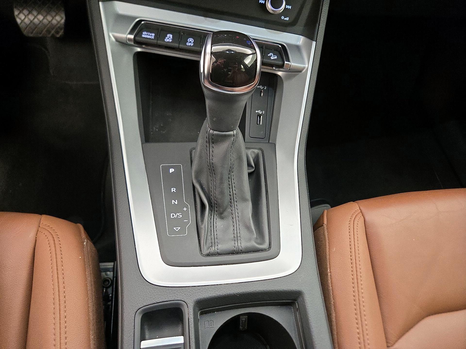 Thumbnail: 2020 Audi Q3 - 17
