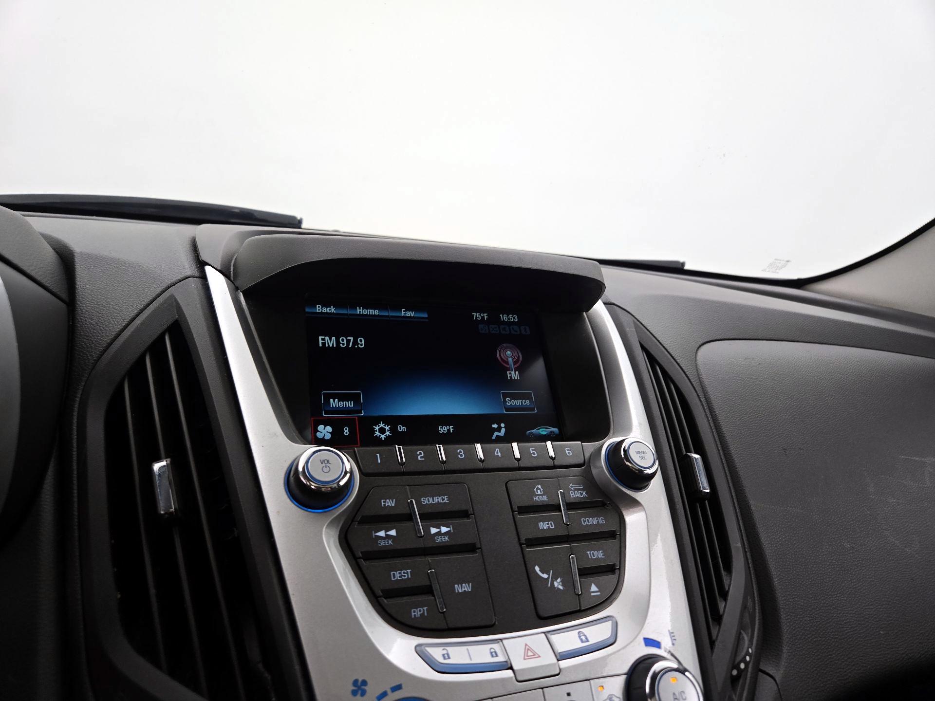 Thumbnail: 2014 Chevrolet Equinox - 14