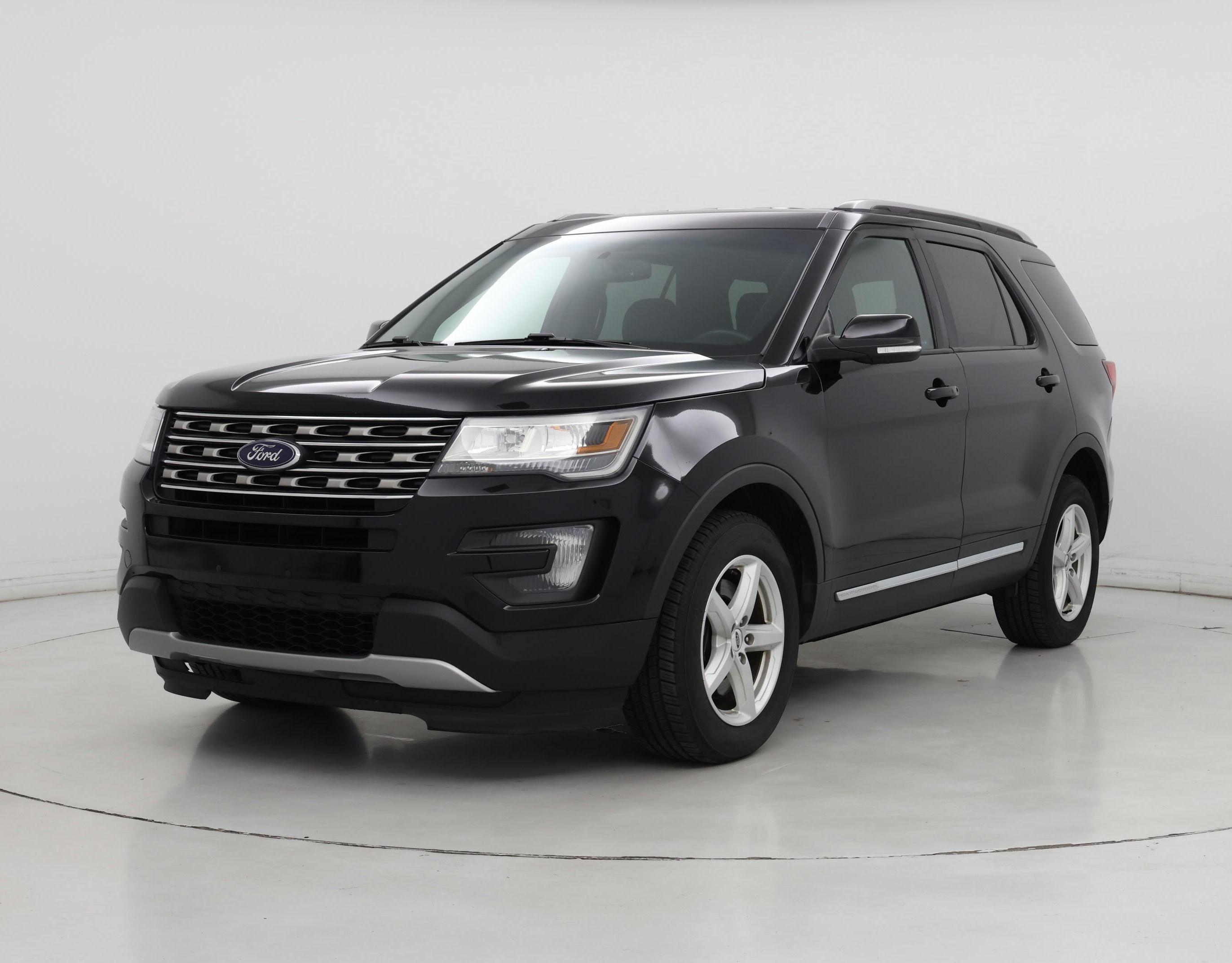 Thumbnail: 2016 Ford Explorer - 4