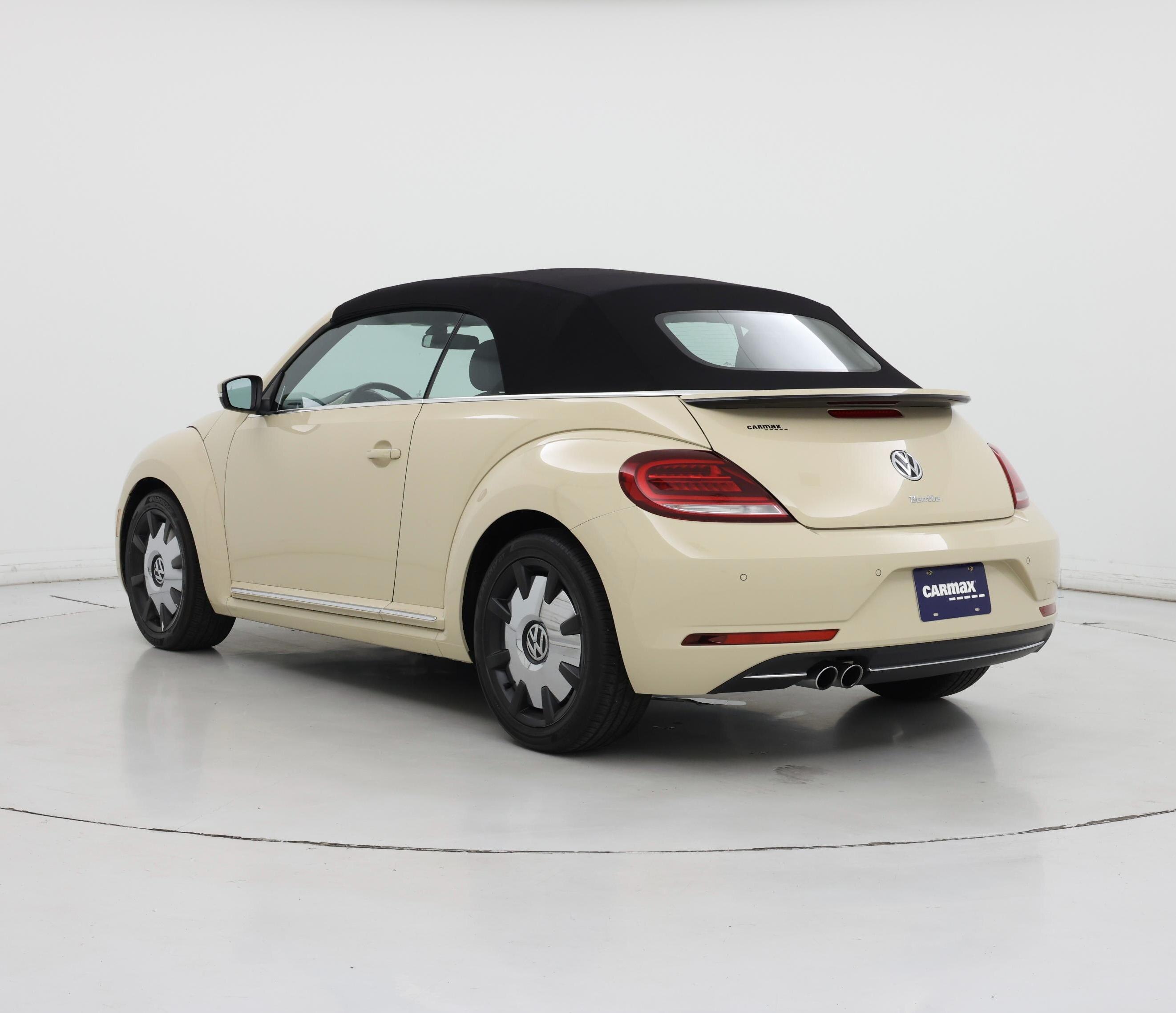 Thumbnail: 2019 Volkswagen Beetle - 2