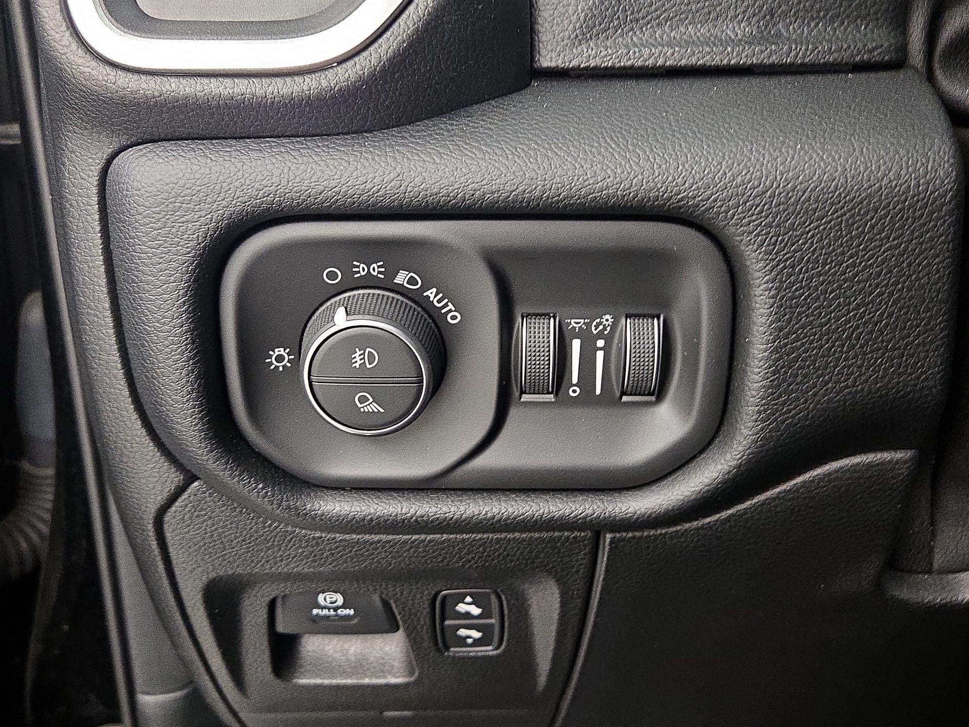 Thumbnail: 2021 RAM 1500 - 13