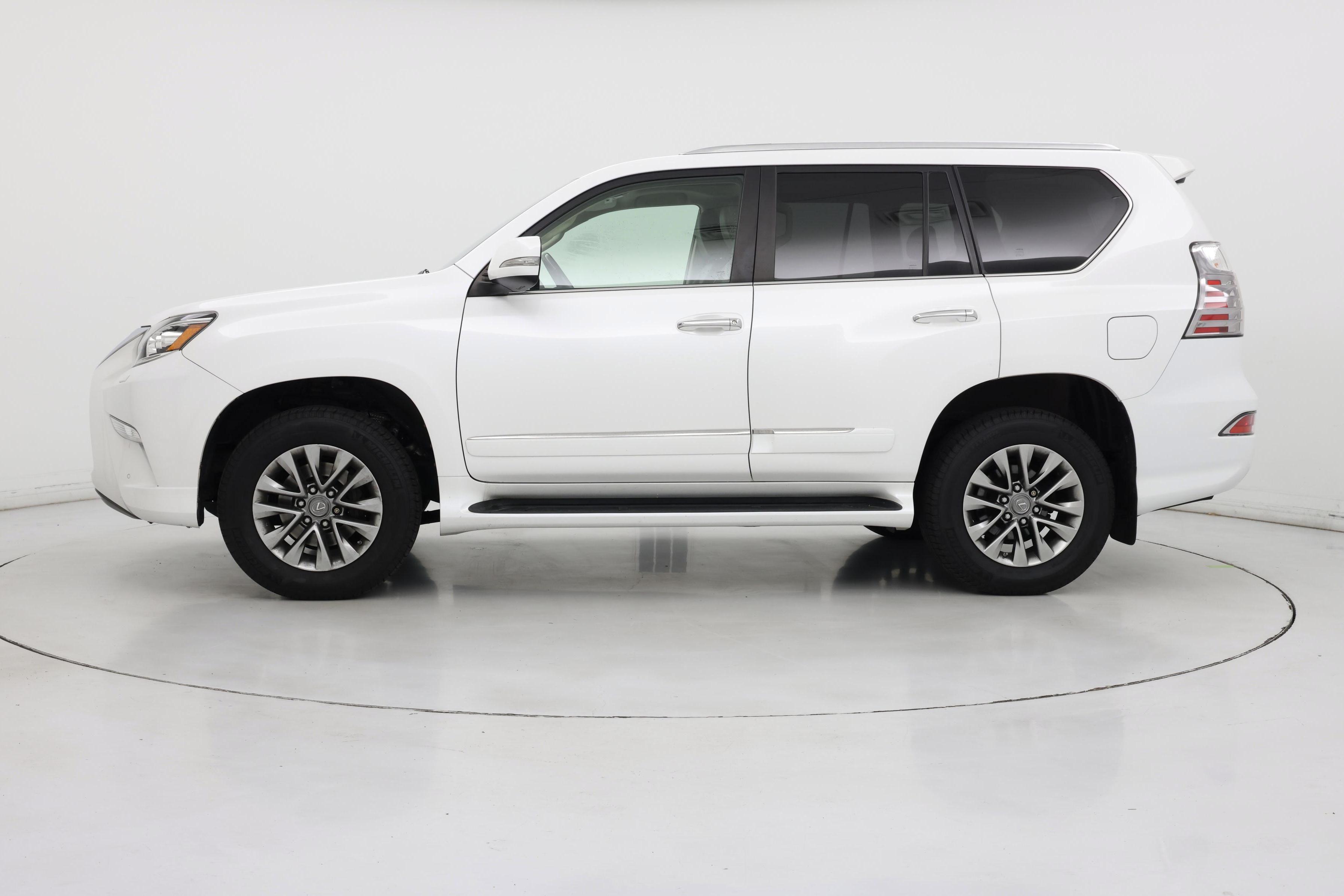 Thumbnail: 2017 Lexus GX - 3