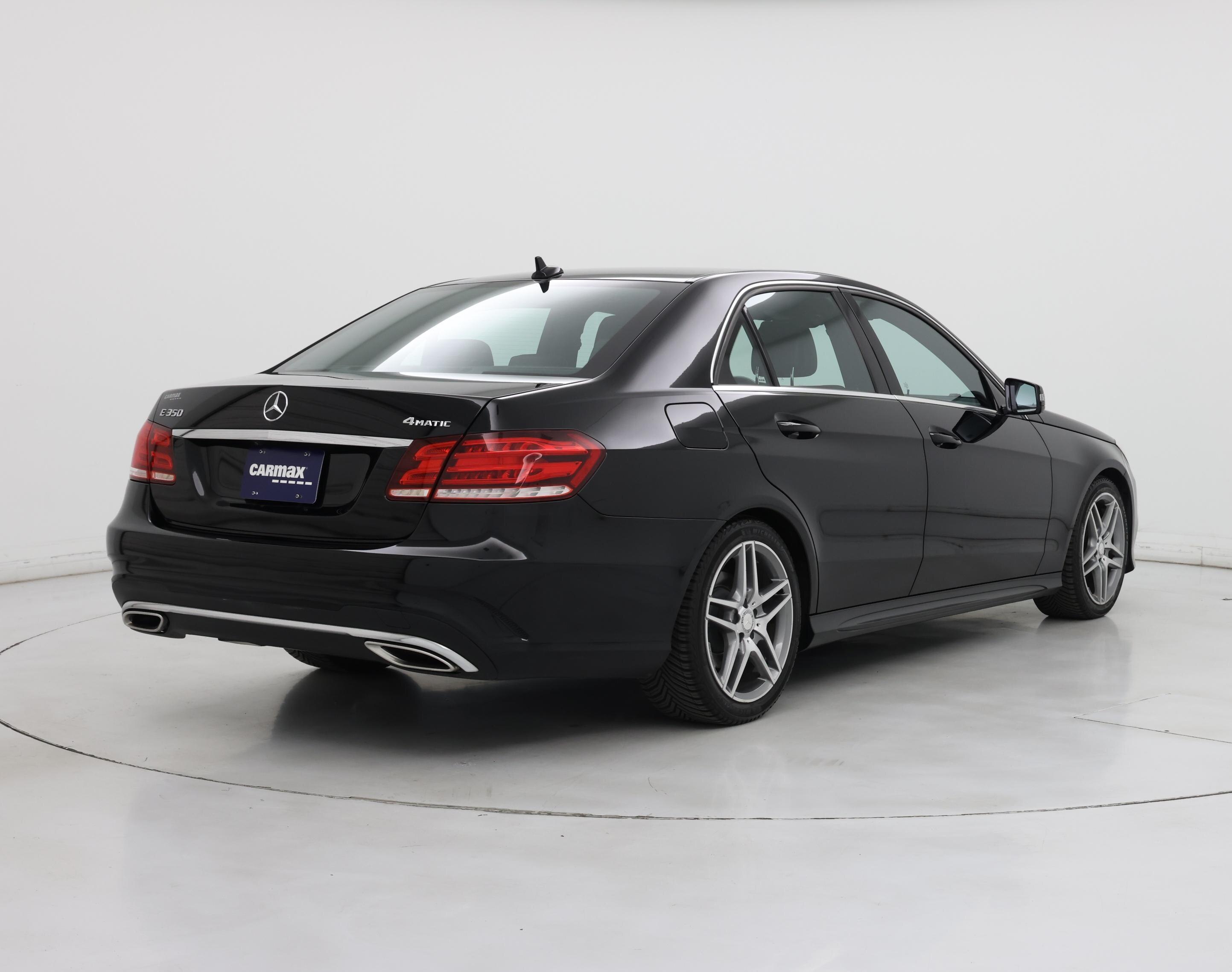 Thumbnail: 2014 Mercedes-Benz E-Class - 8