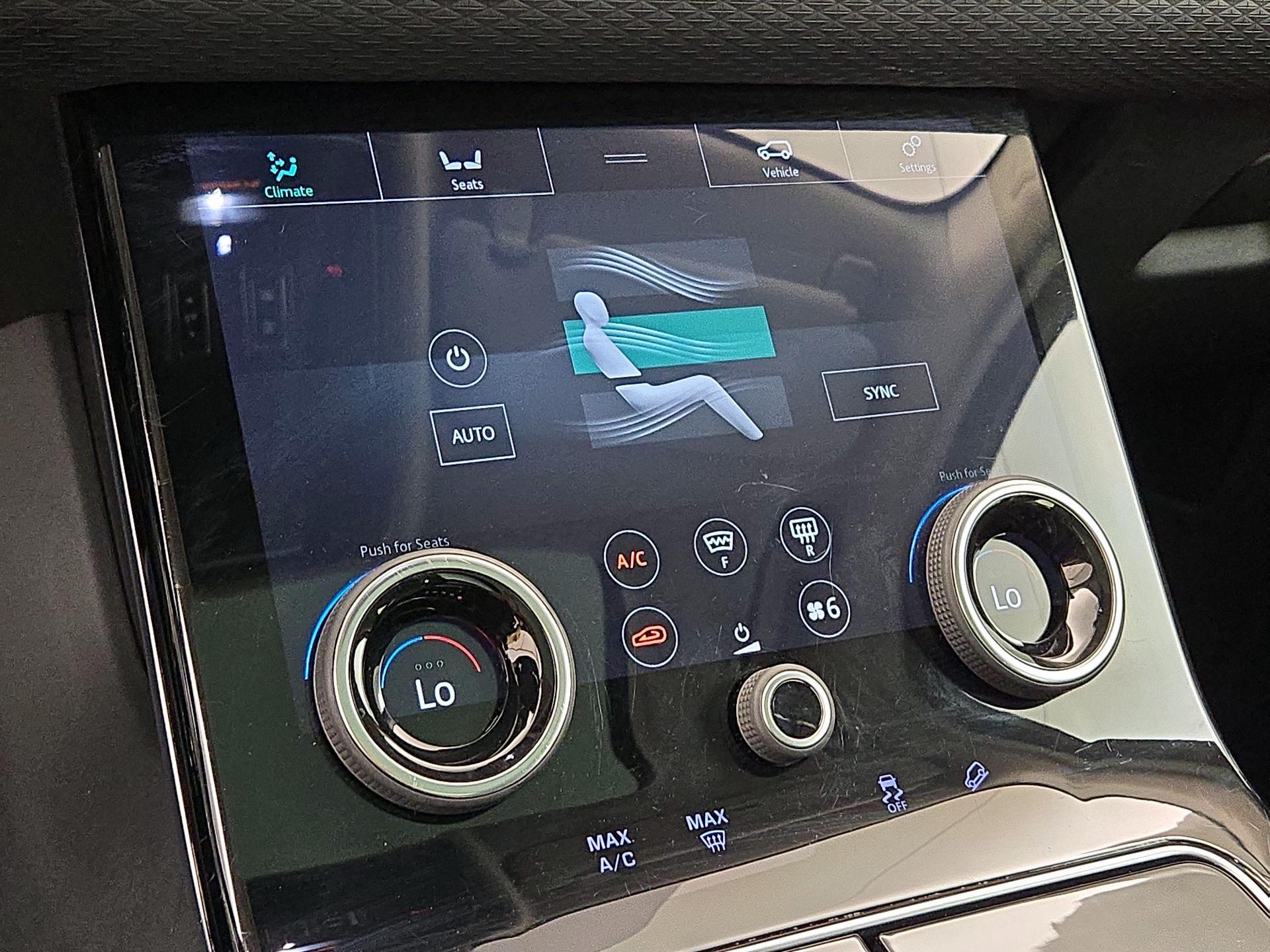 Thumbnail: 2019 Land Rover Range Rover Velar - 17