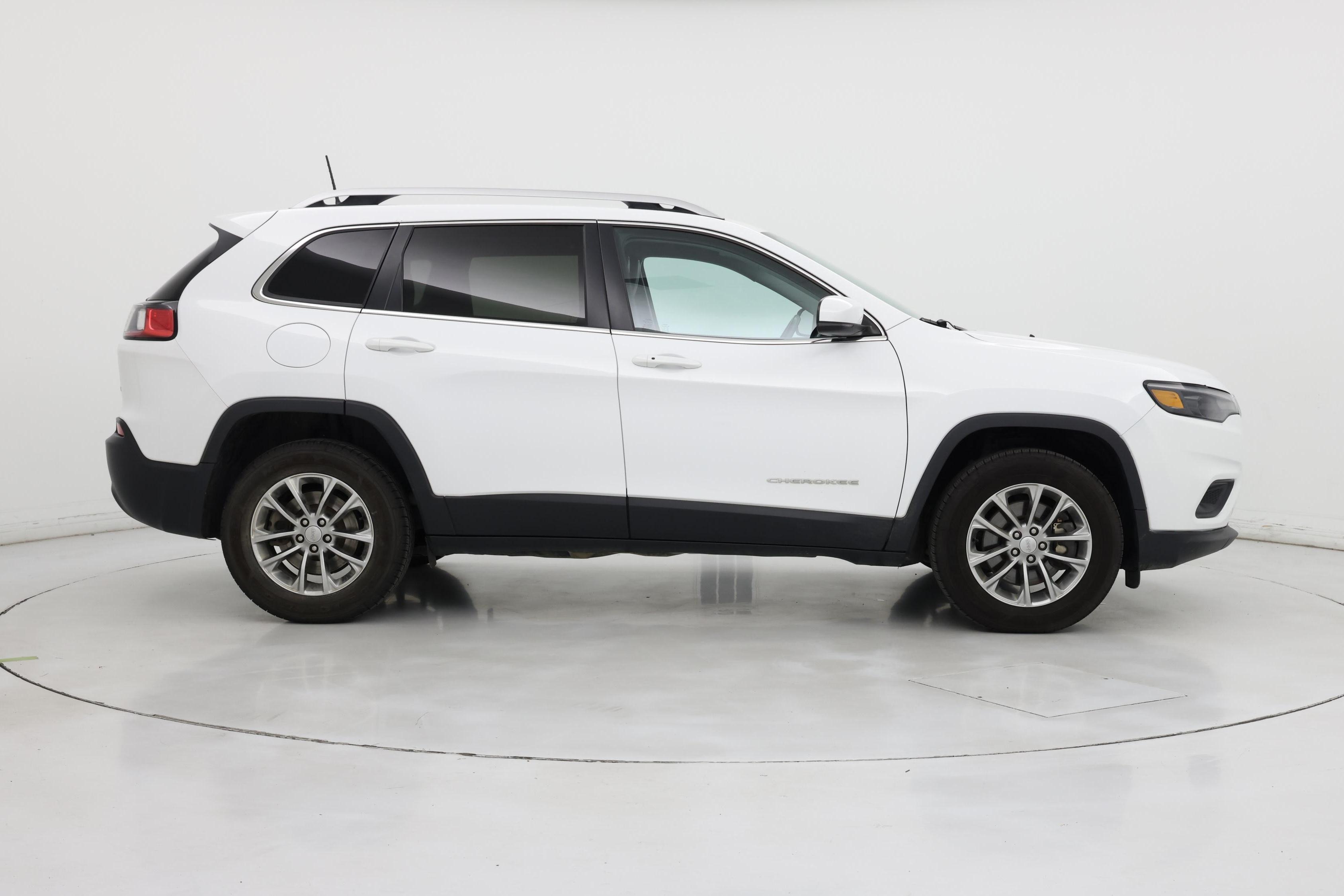 Thumbnail: 2020 Jeep Cherokee - 7