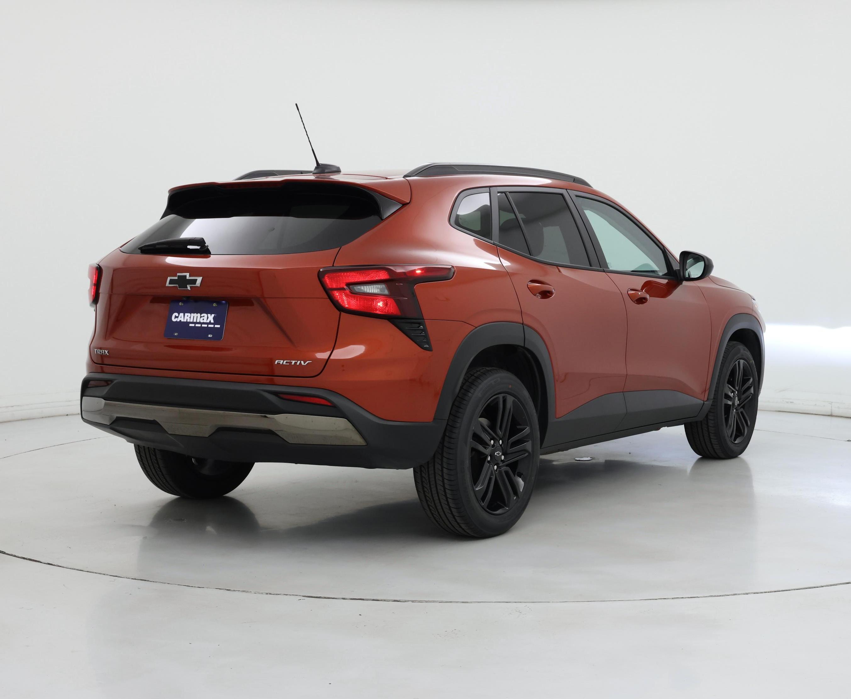 Thumbnail: 2024 Chevrolet Trax - 8