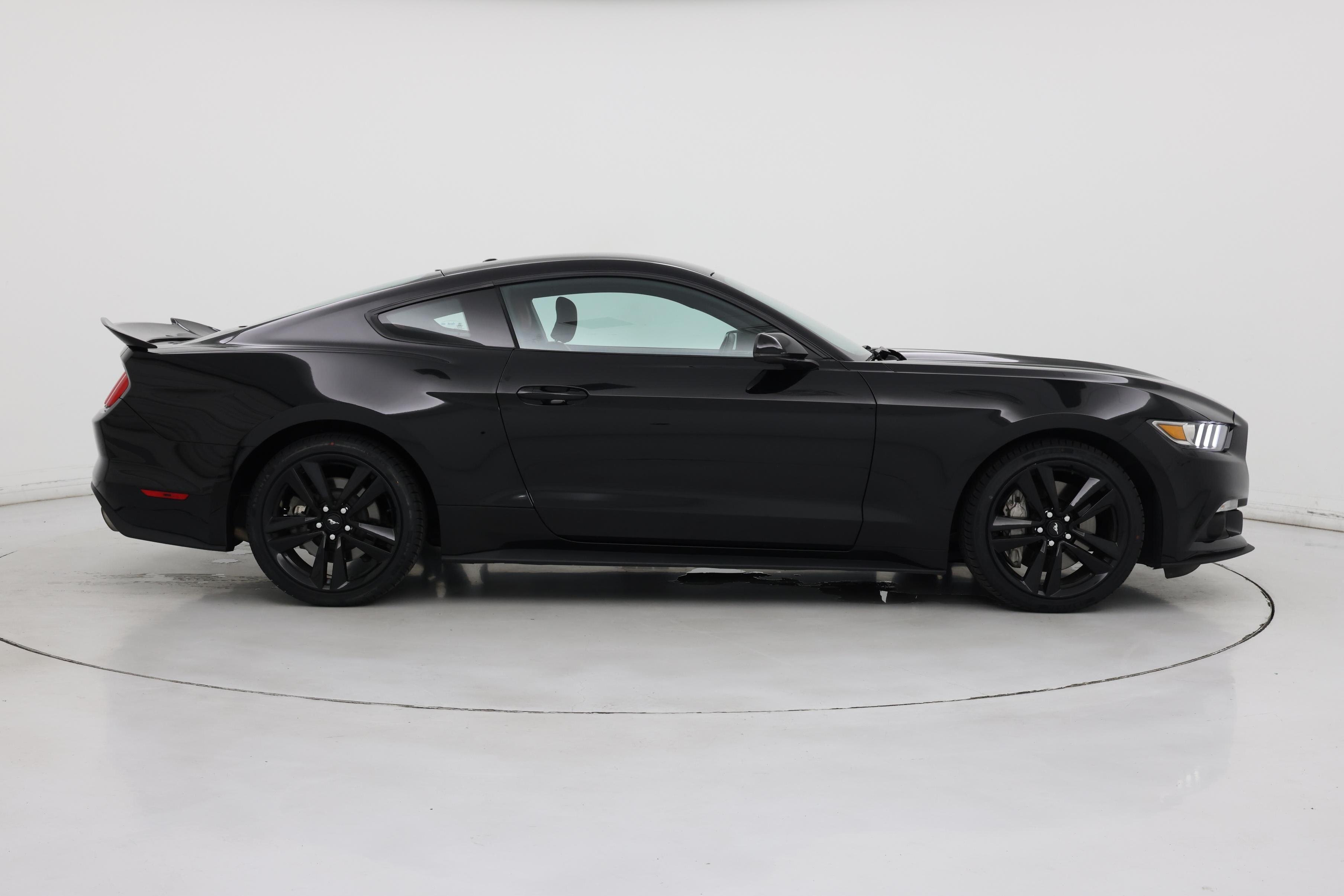 Thumbnail: 2015 Ford Mustang - 7