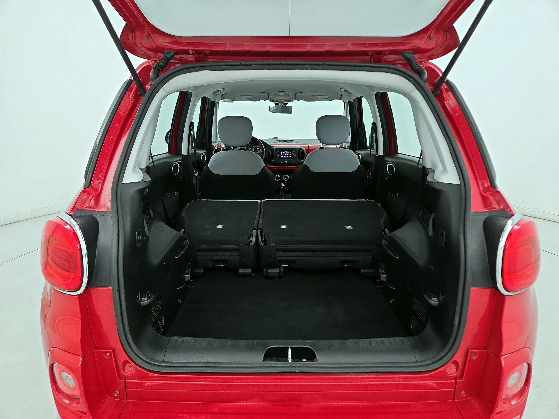 Thumbnail: 2016 Fiat 500L - 19