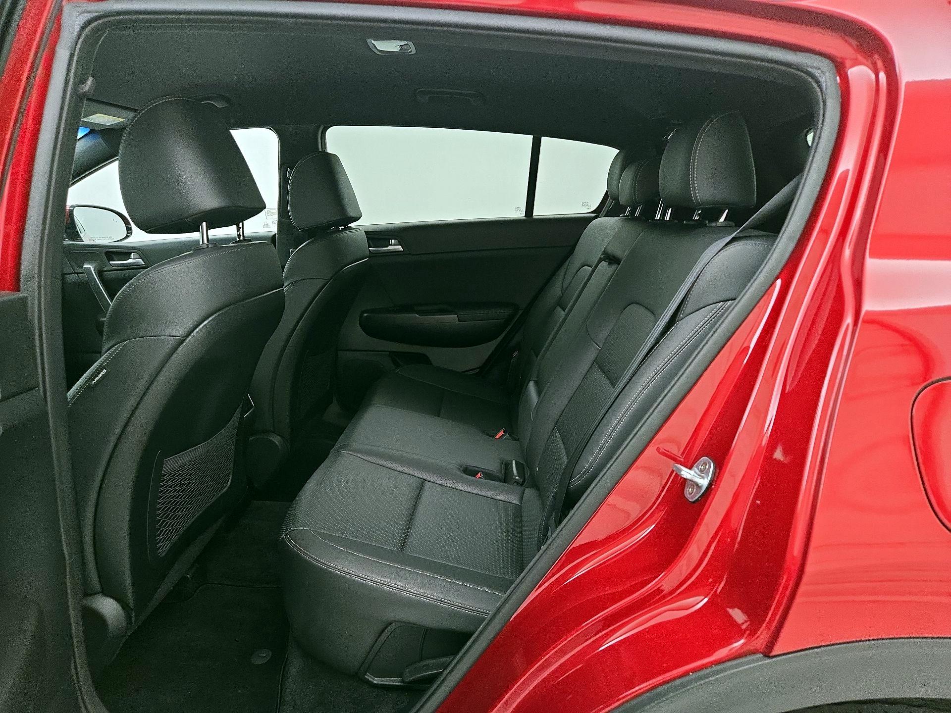 Thumbnail: 2020 Kia Sportage - 19