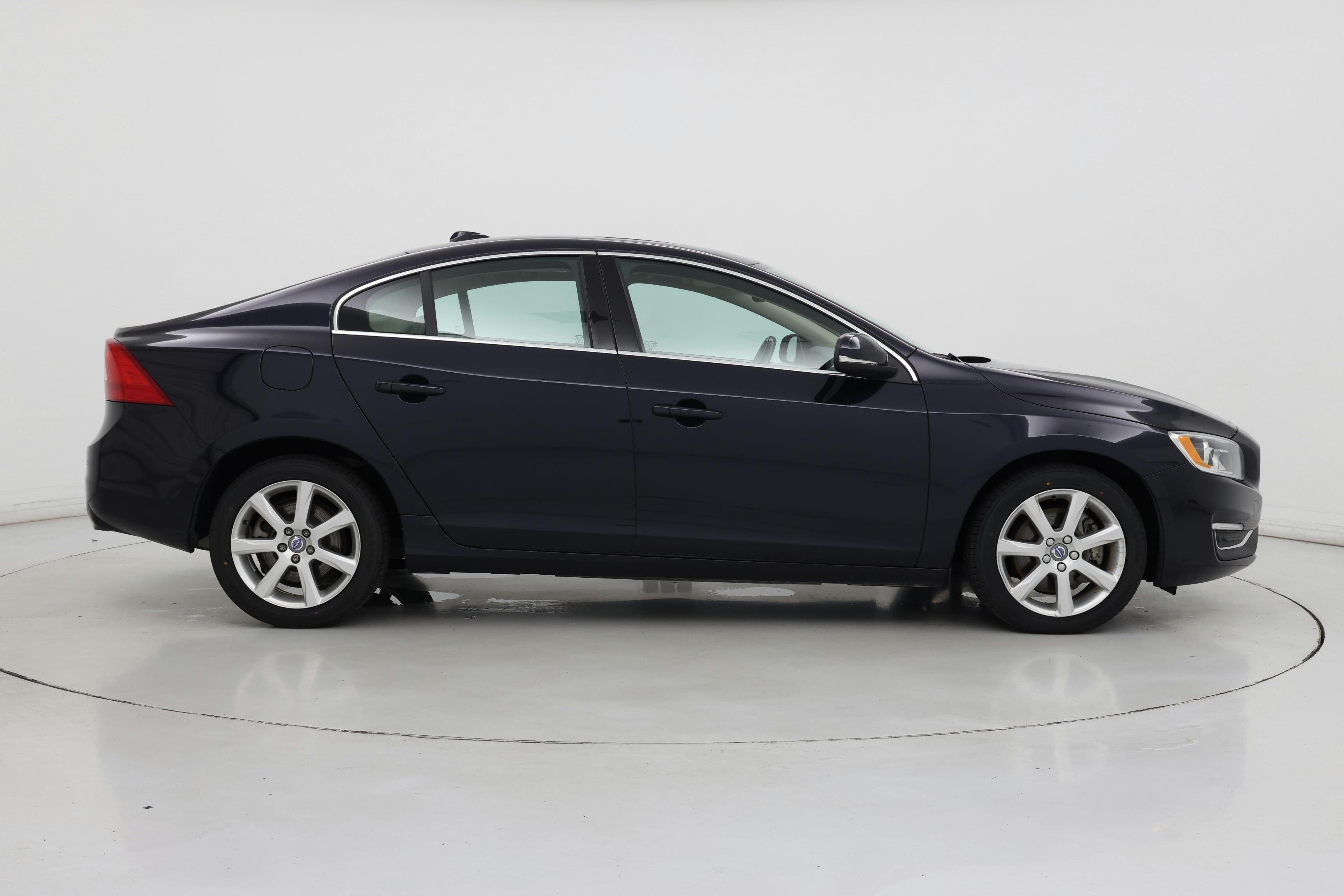 Thumbnail: 2016 Volvo S60 - 7